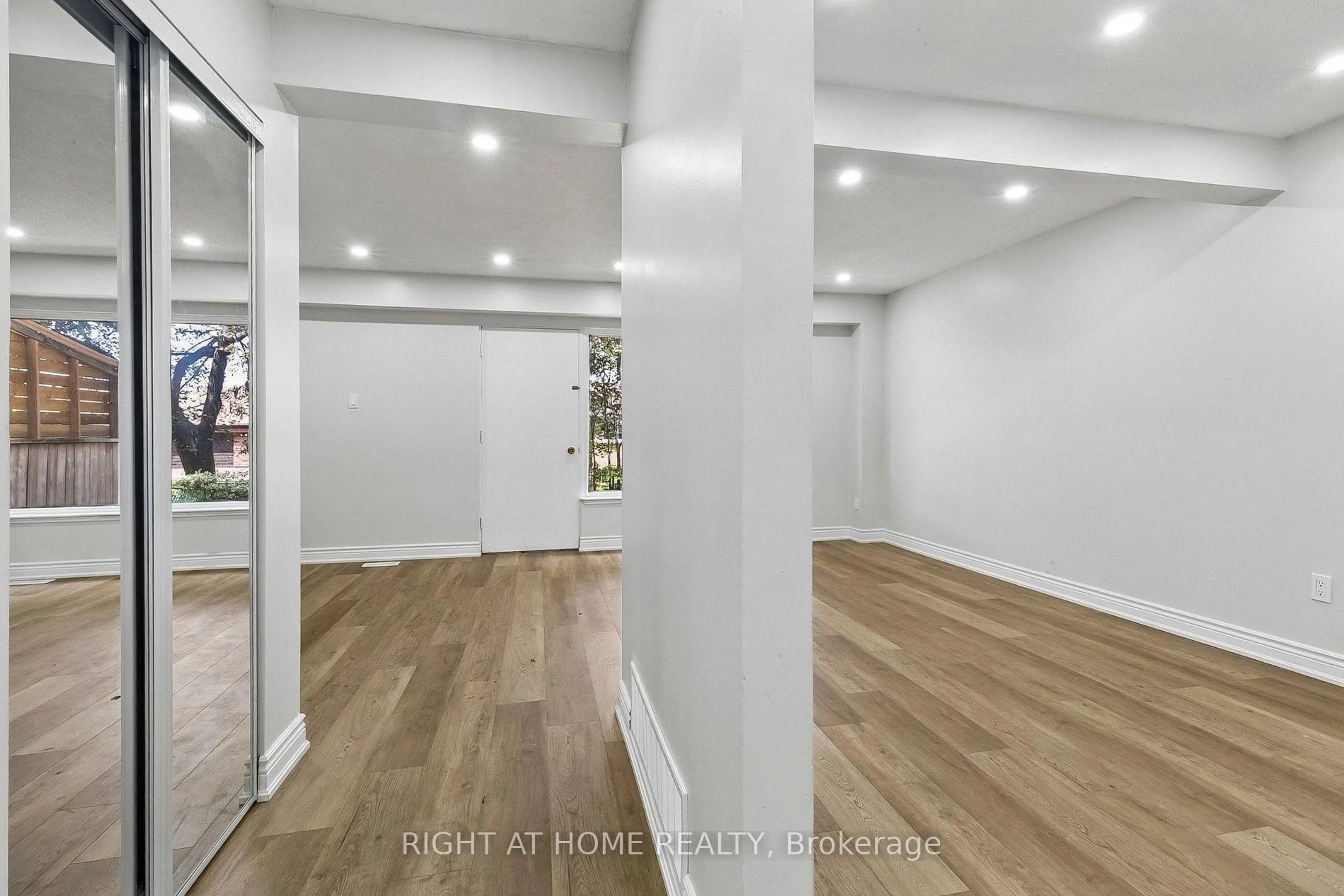 Unknown for 29 Cheatham Pl, Toronto Ontario M1B 1C1
