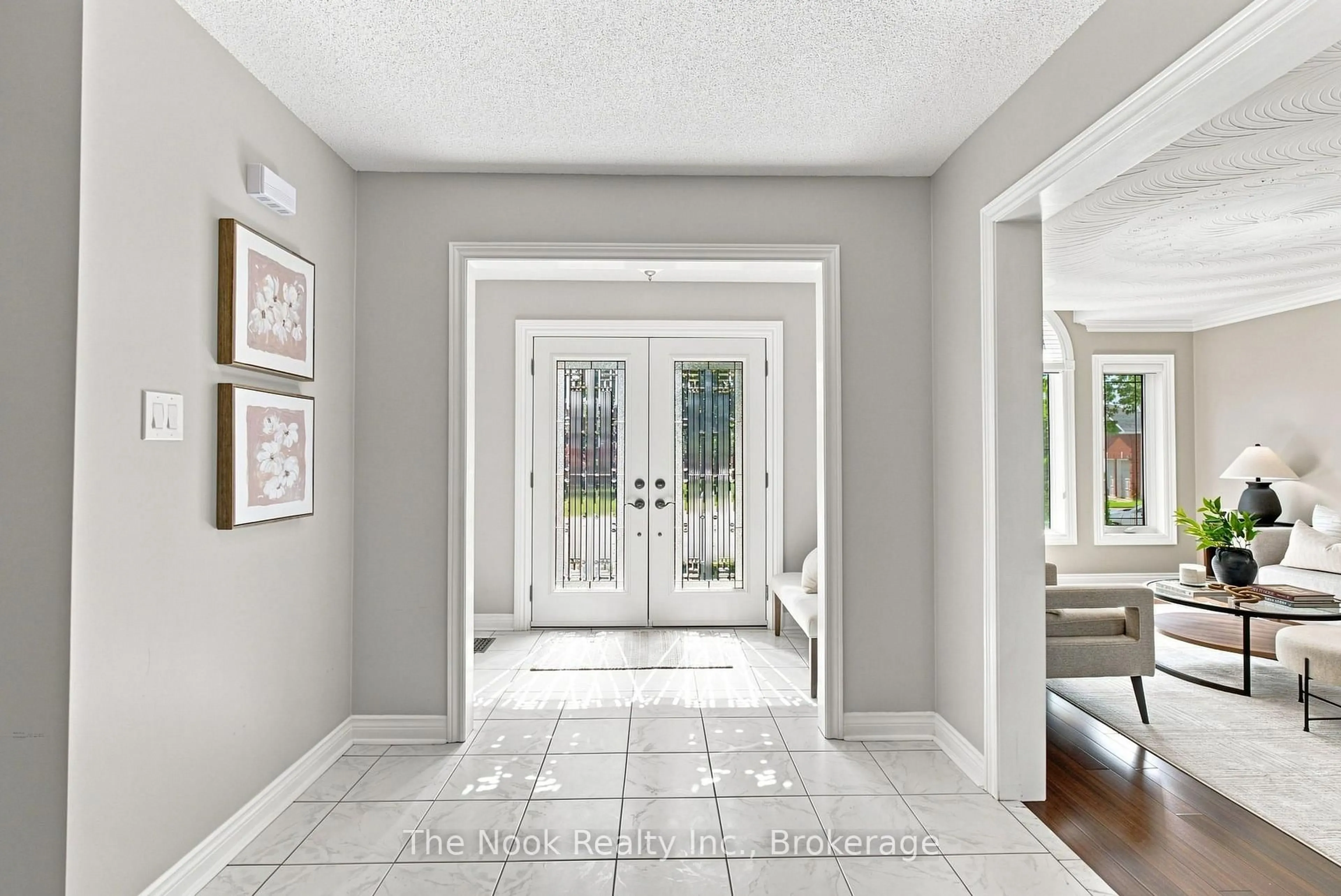 Indoor entryway for 57 Finnegan Pl, Whitby Ontario L1R 2K9