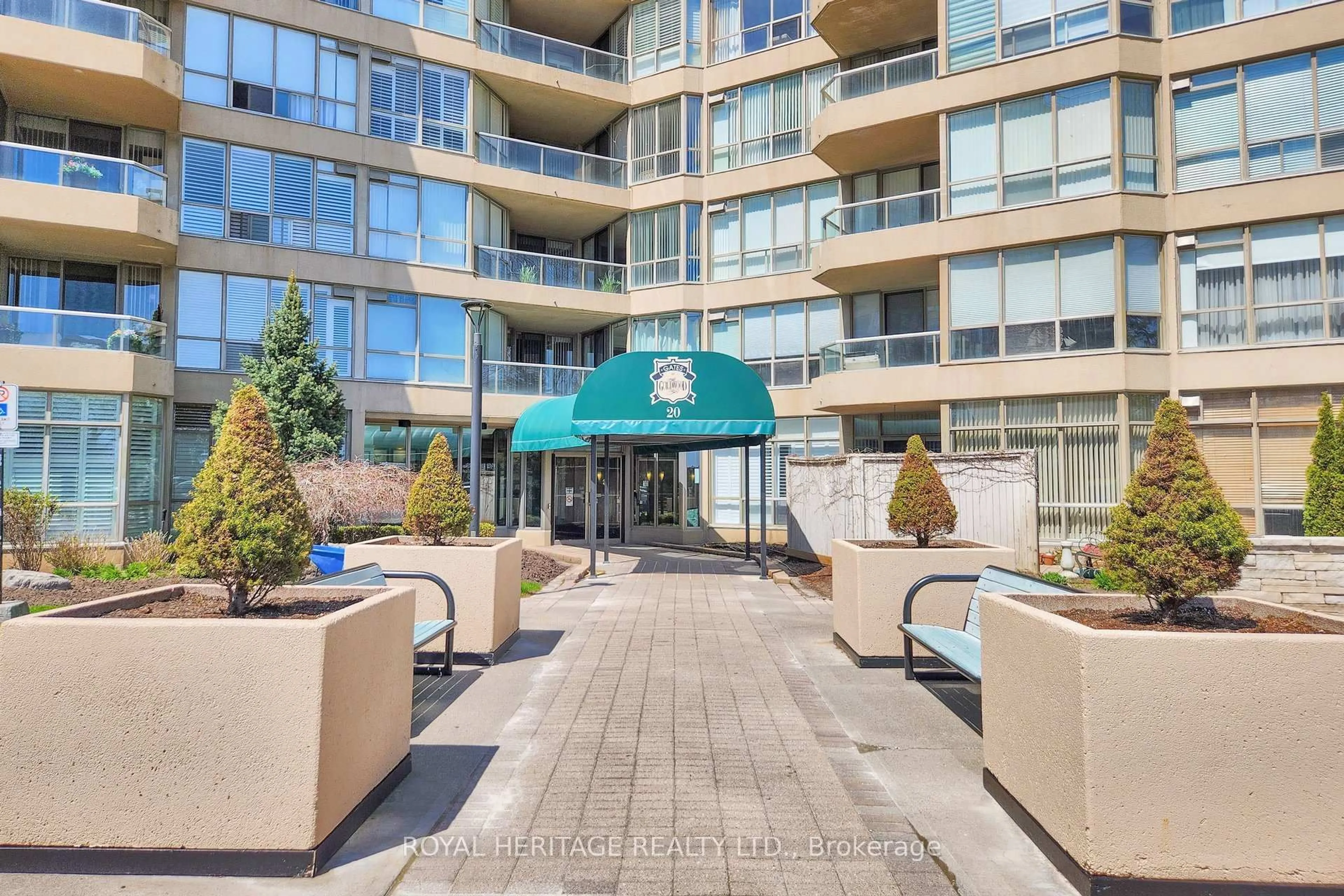 Unknown for 20 guildwood Pkwy #207, Toronto Ontario M1B 5E6