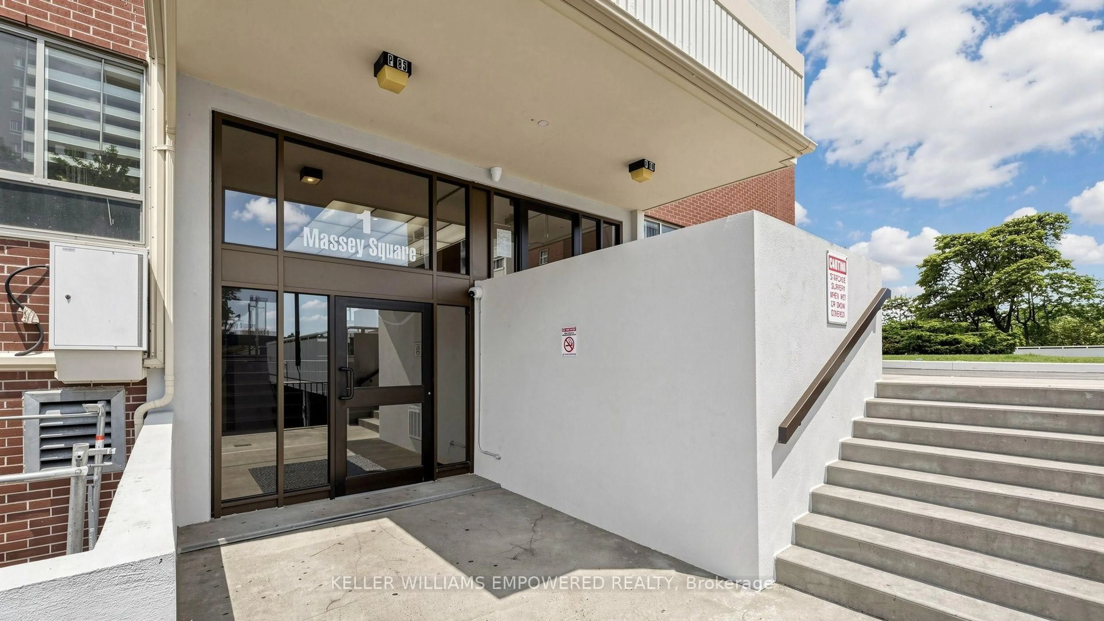 Indoor foyer for 1 Massey Sq #2312, Toronto Ontario M4C 5L4