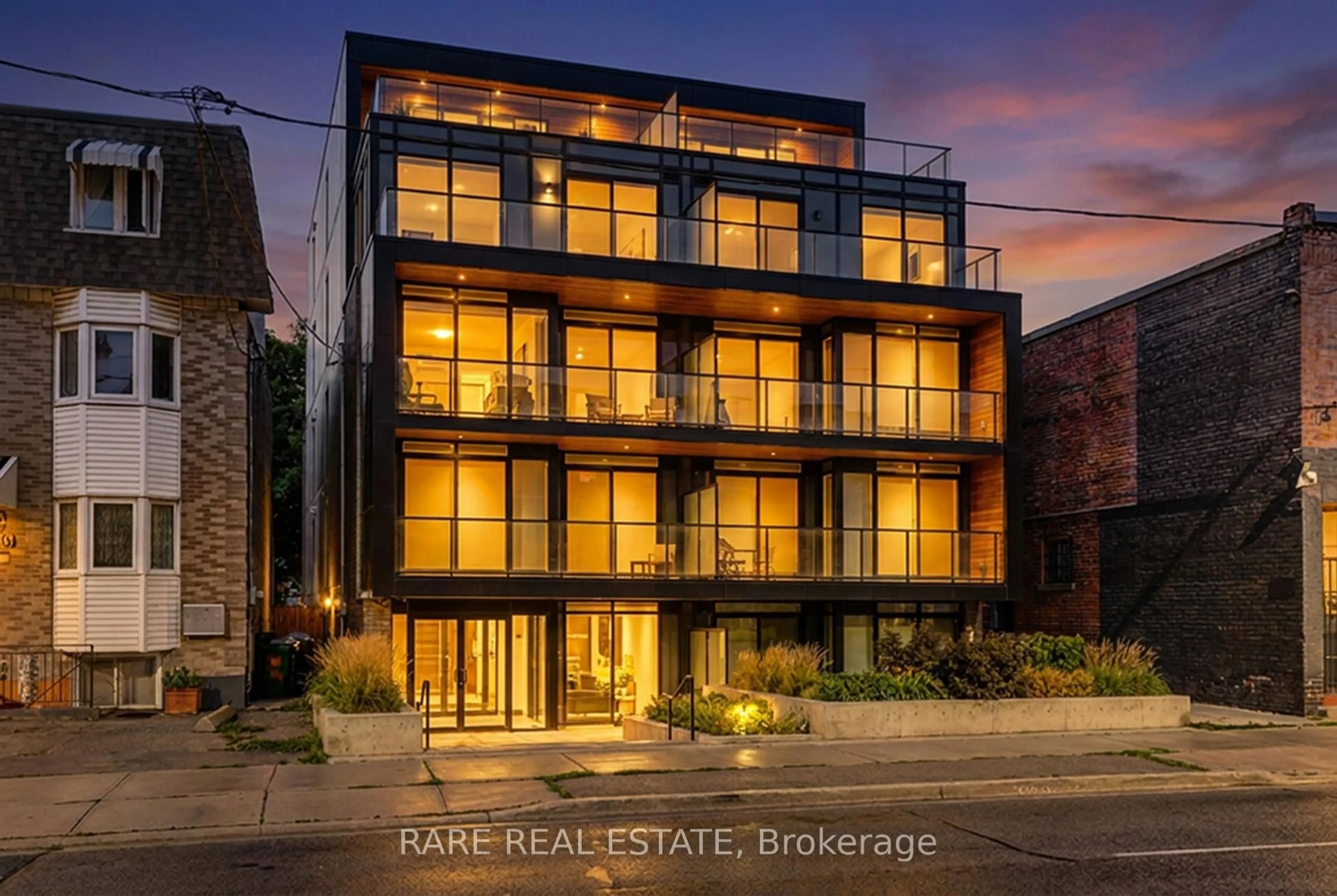 Home with brick exterior material, building for 890 & 892 Broadview Ave, Toronto Ontario M4K 2R1