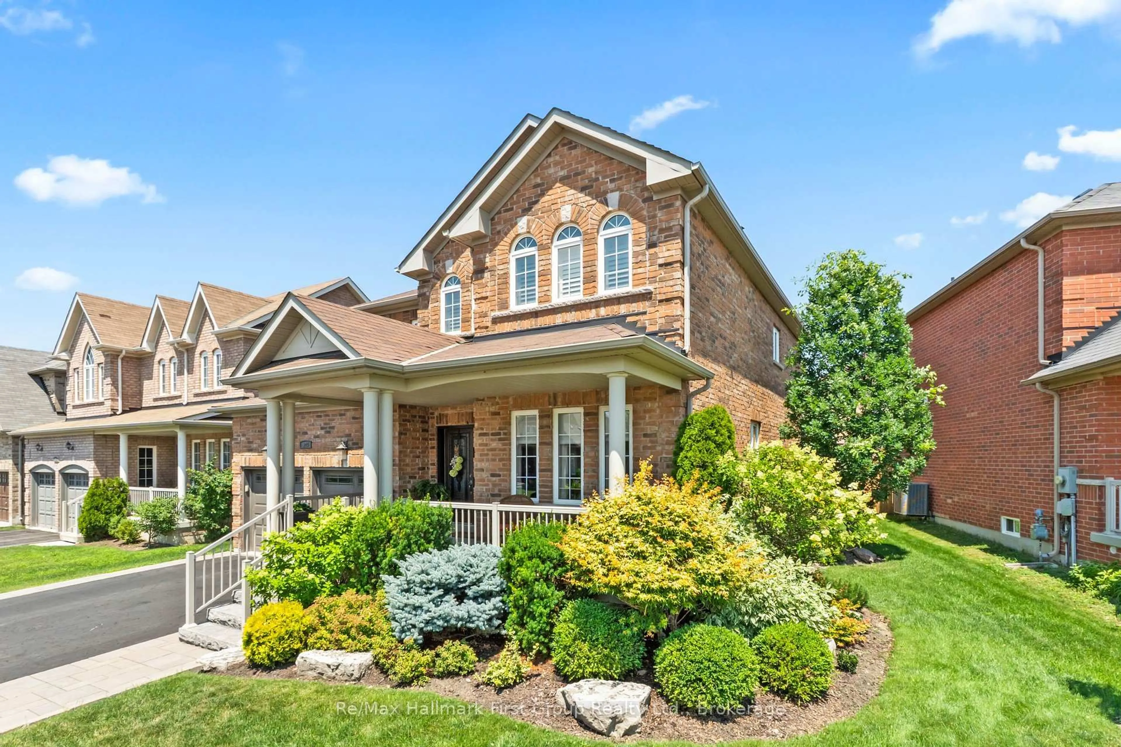 Home with brick exterior material, street for 928 Black Cherry Dr, Oshawa Ontario L1K 0P6
