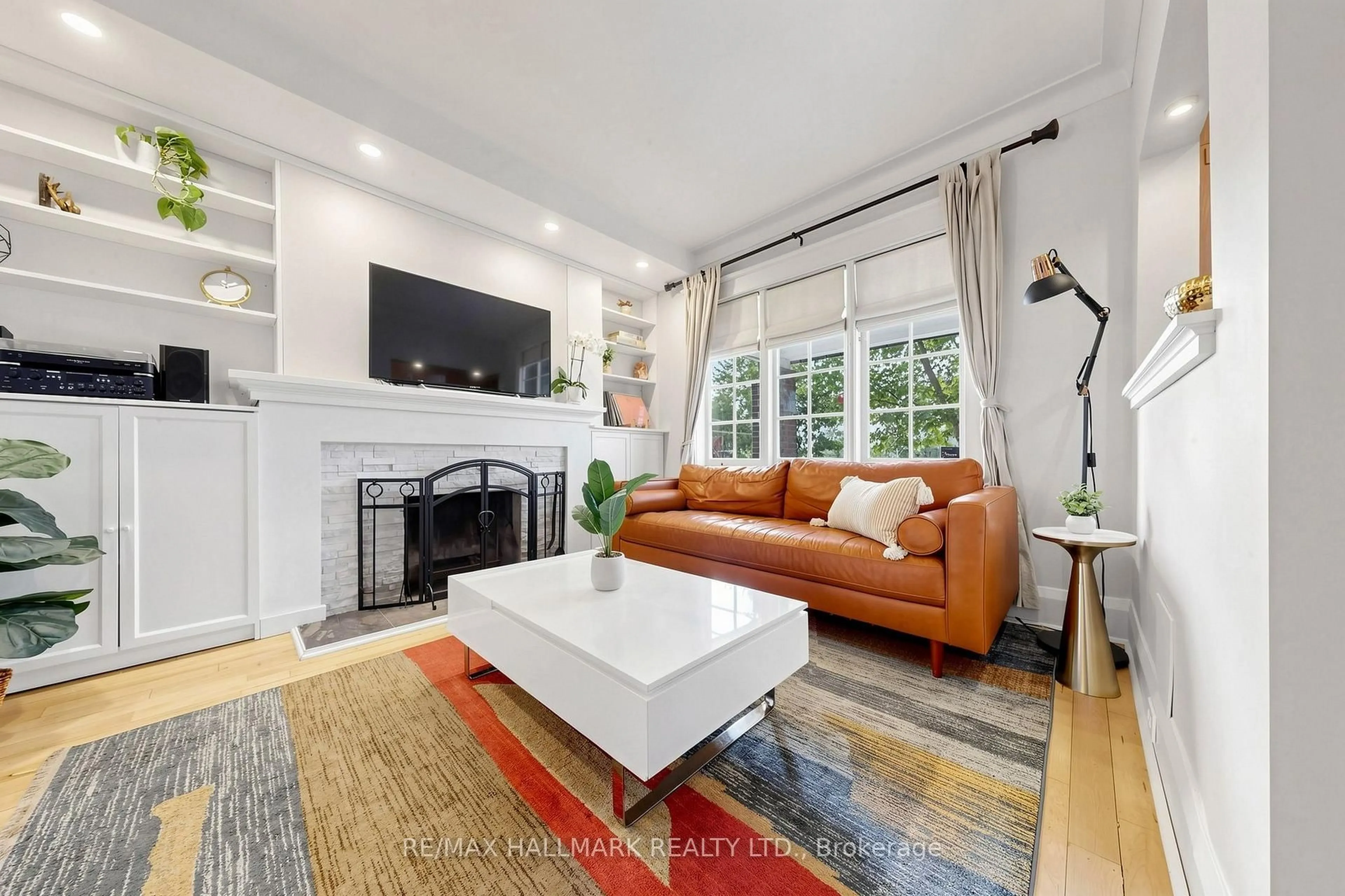Living room with furniture, unknown for 47 Glenmore Rd, Toronto Ontario M4L 3M2