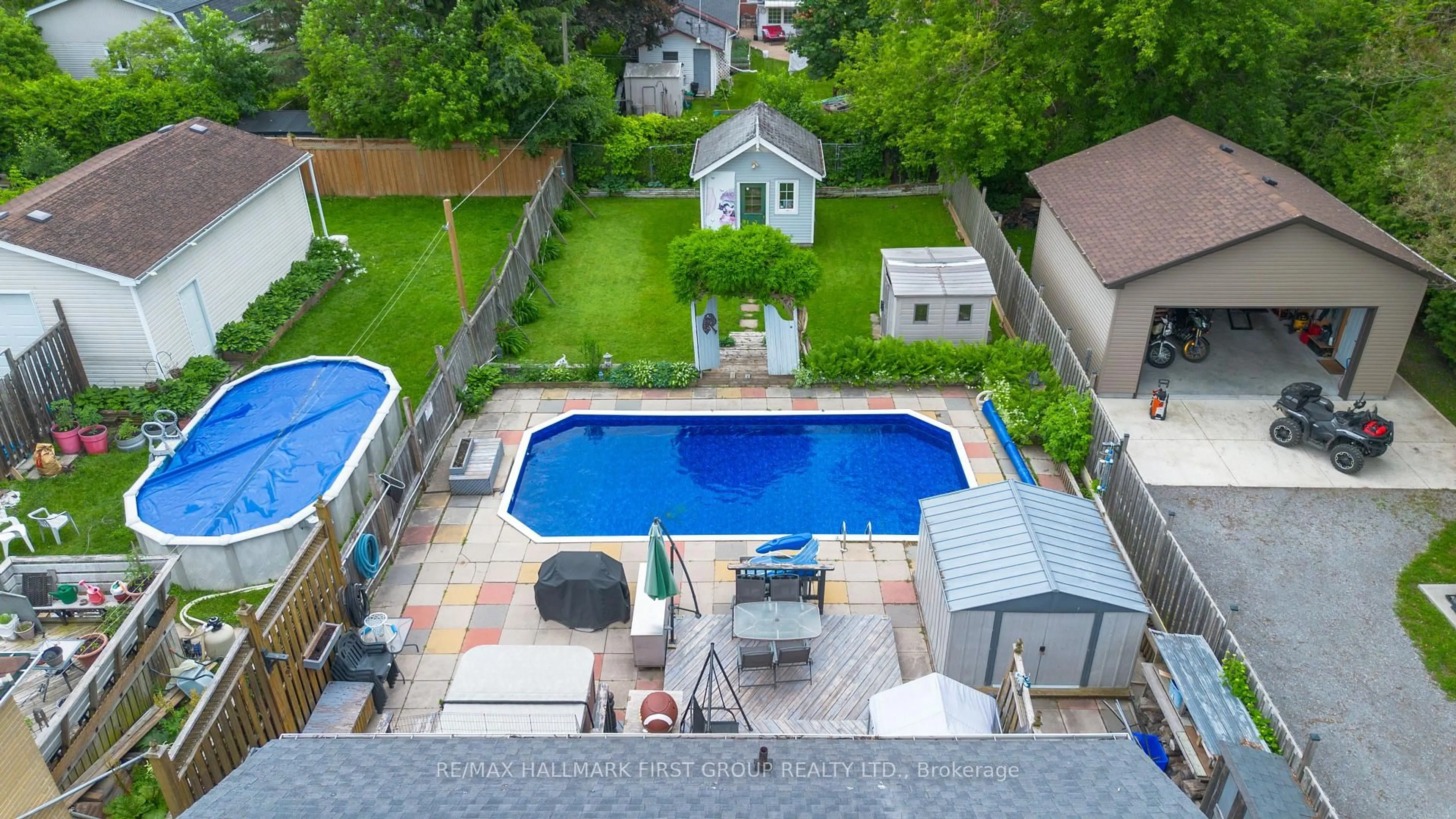 Pool for 99 Pontiac Ave, Oshawa Ontario L1G 3M1