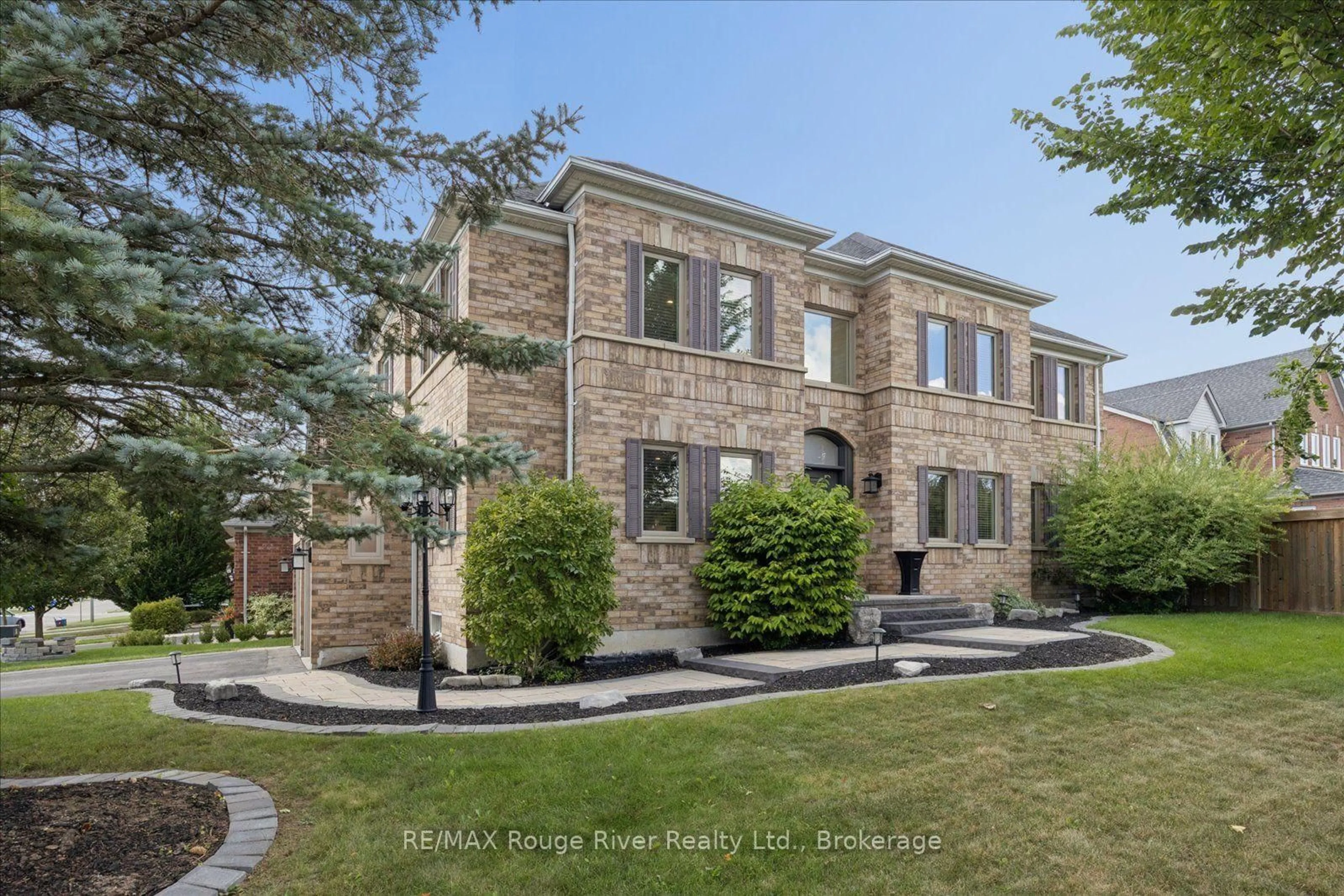 Home with brick exterior material, street for 10 Windbreak Cres, Whitby Ontario L1P 1P8