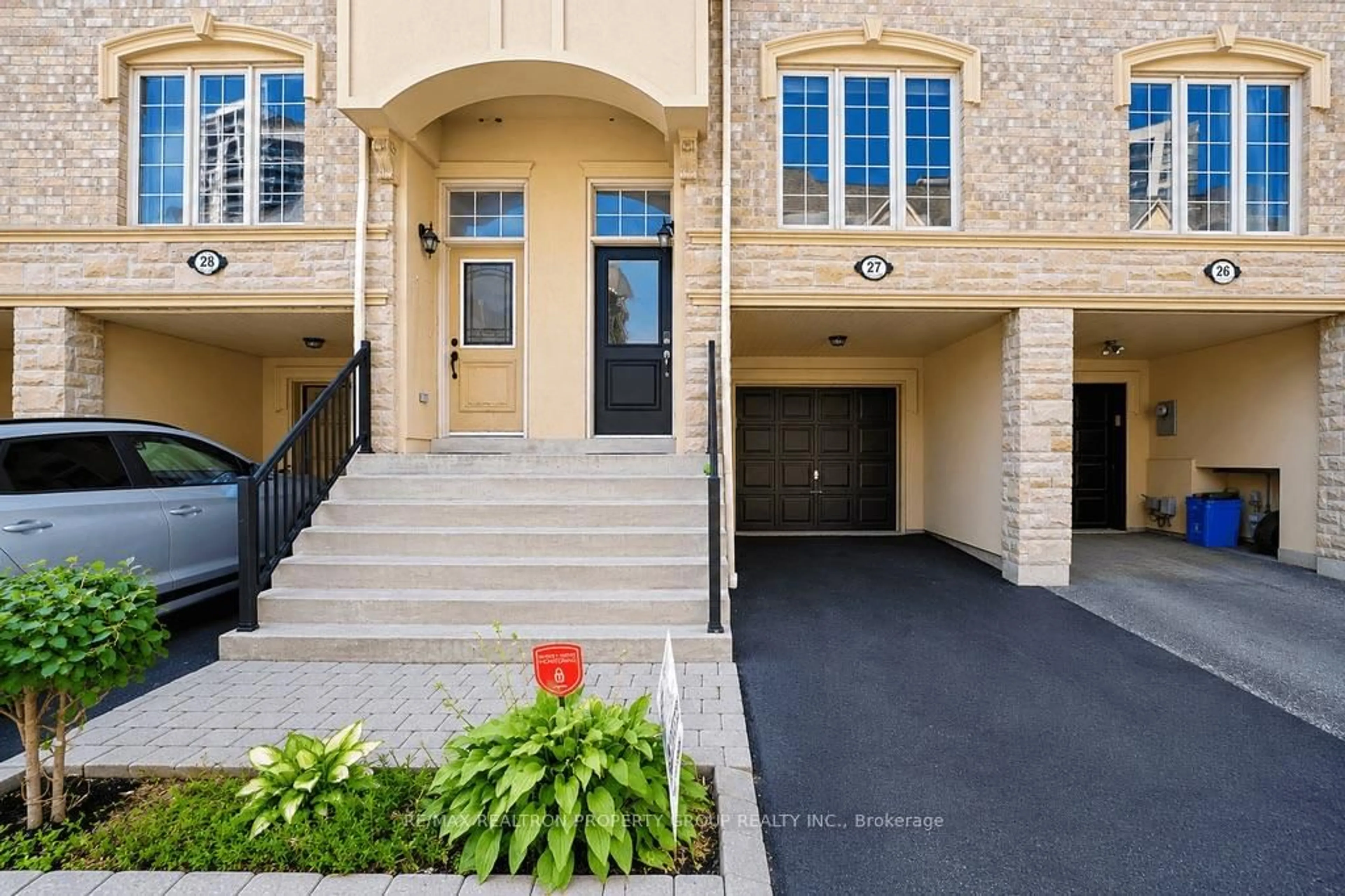 Unknown for 1250 St. Martins Dr #27, Pickering Ontario L1W 0A2