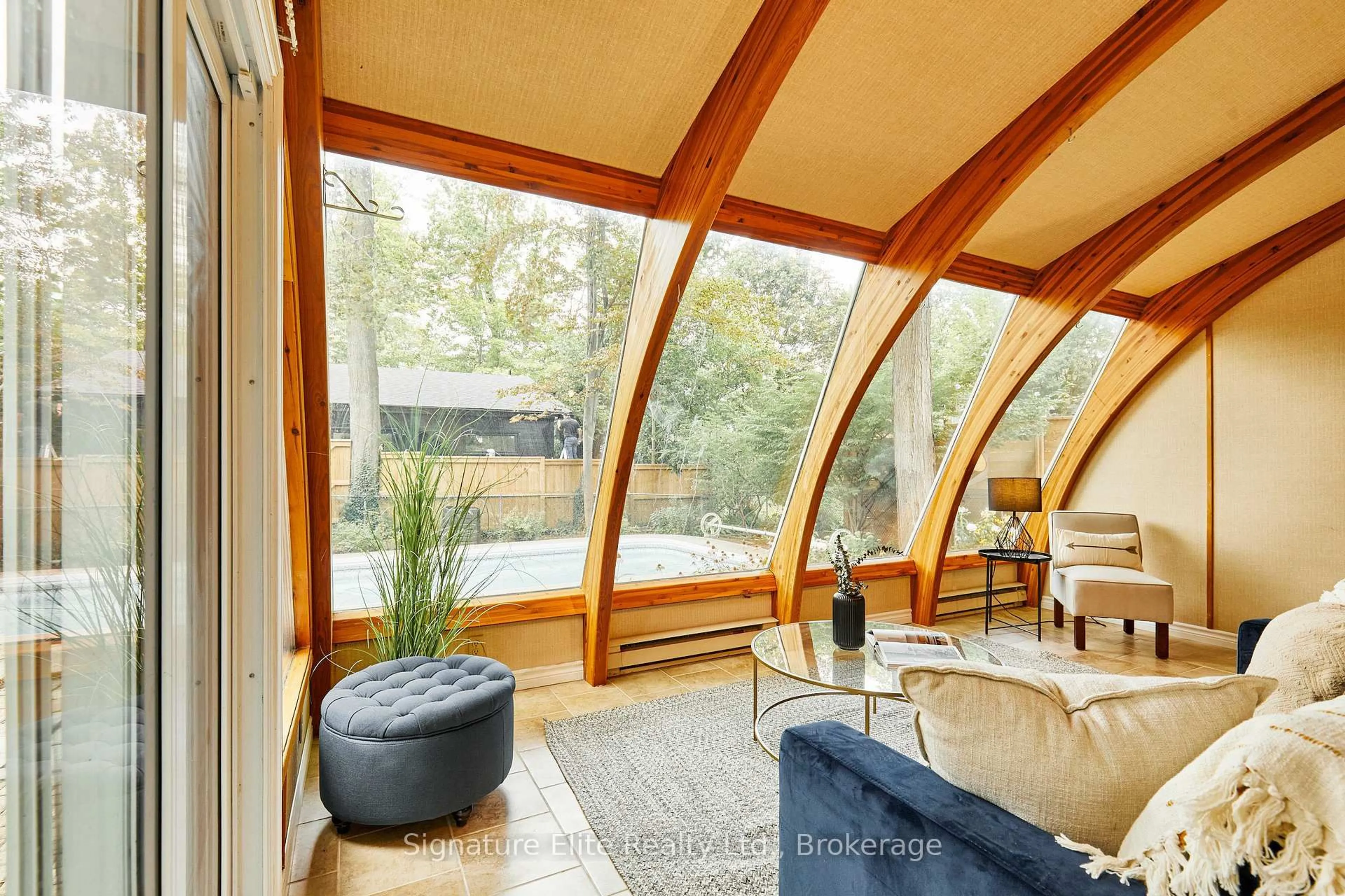 Unknown for 7 Lyncroft Dr, Toronto Ontario M1E 1X6
