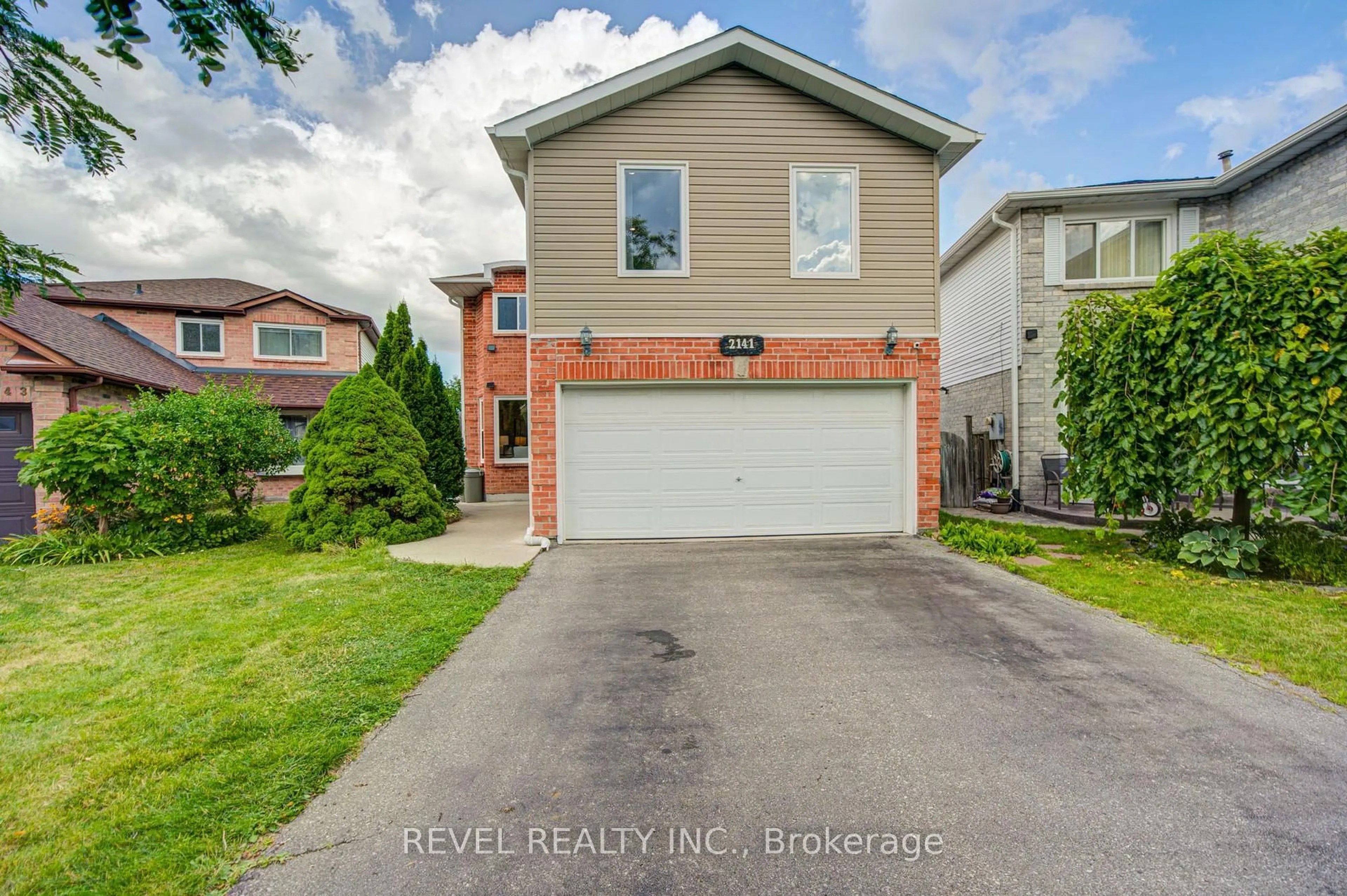 Unknown for 2141 Theoden Crt, Pickering Ontario L1X 1Z9