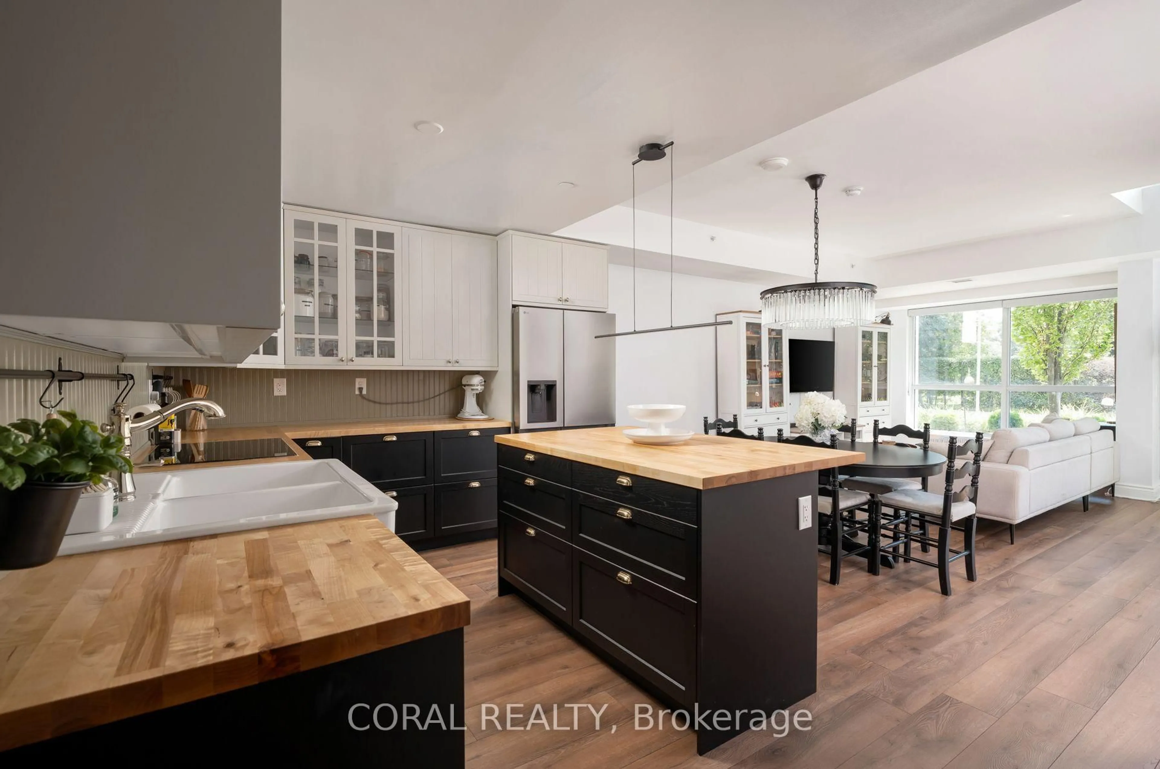 Open concept kitchen, unknown for 1350 Kingston Rd #TH10, Toronto Ontario M1N 1P9