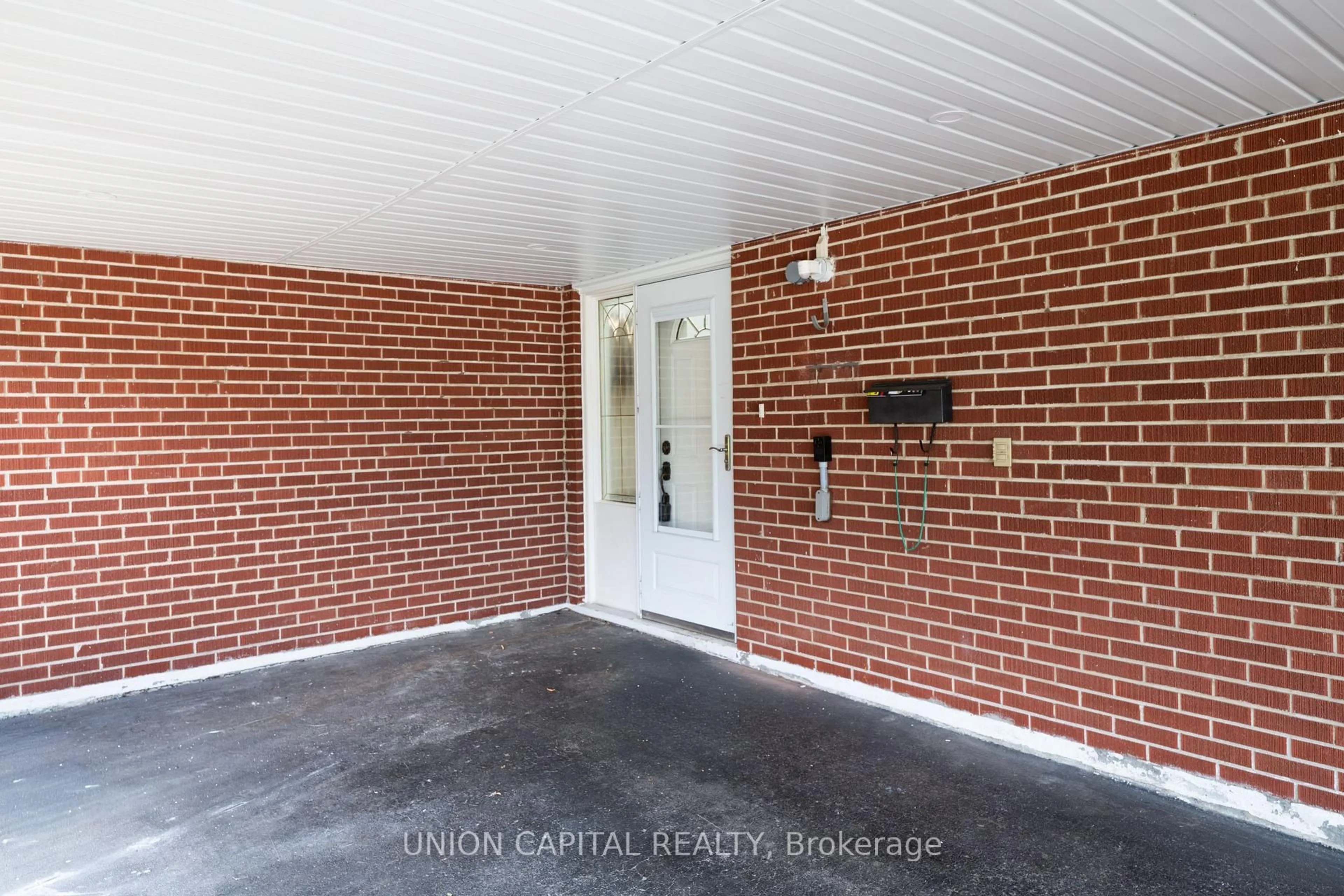 Unknown for 8 Baybrook Cres, Toronto Ontario M1H 2R6
