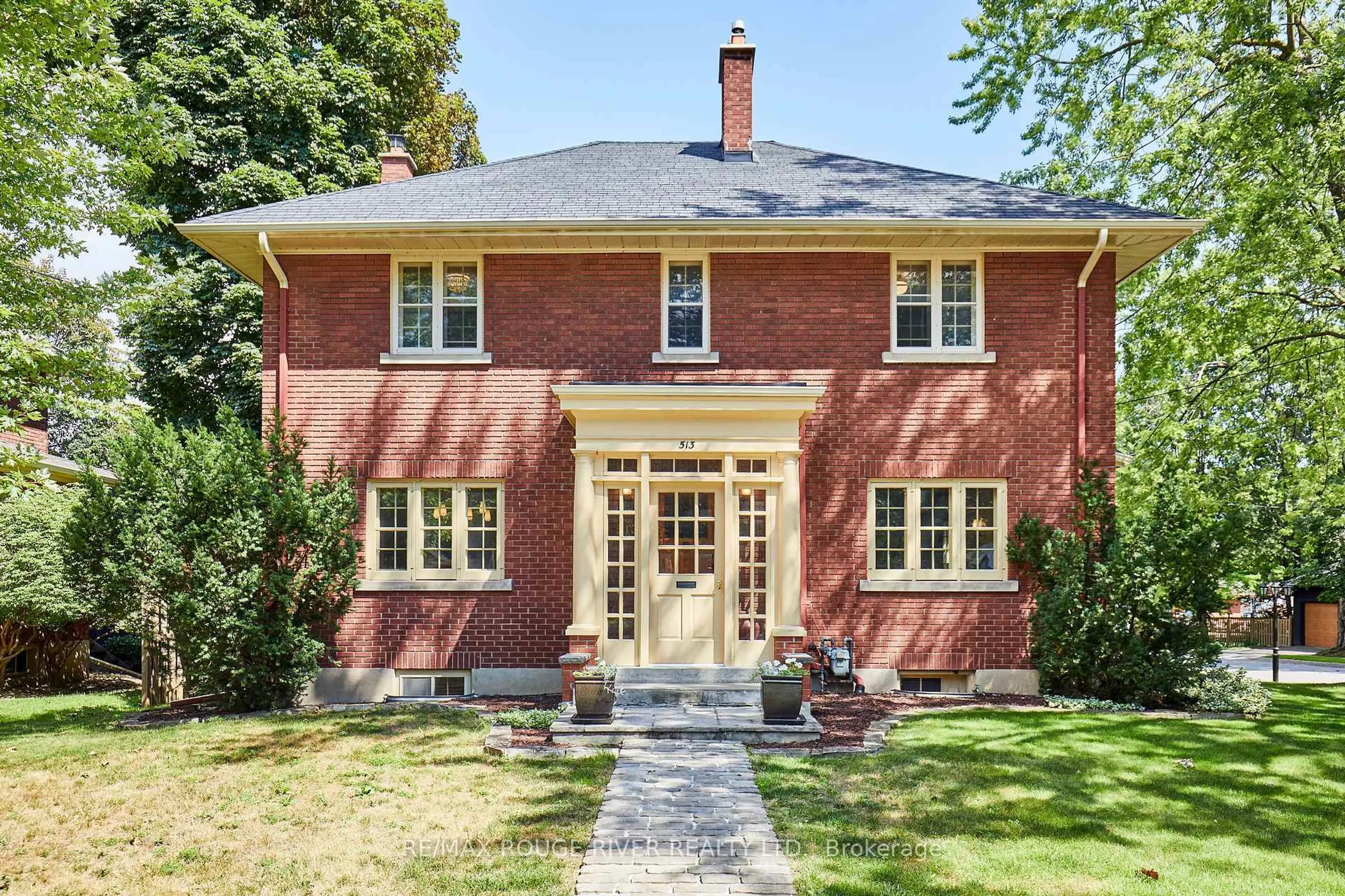 Home with brick exterior material, street for 513 Centre St, Whitby Ontario L1N 4W5