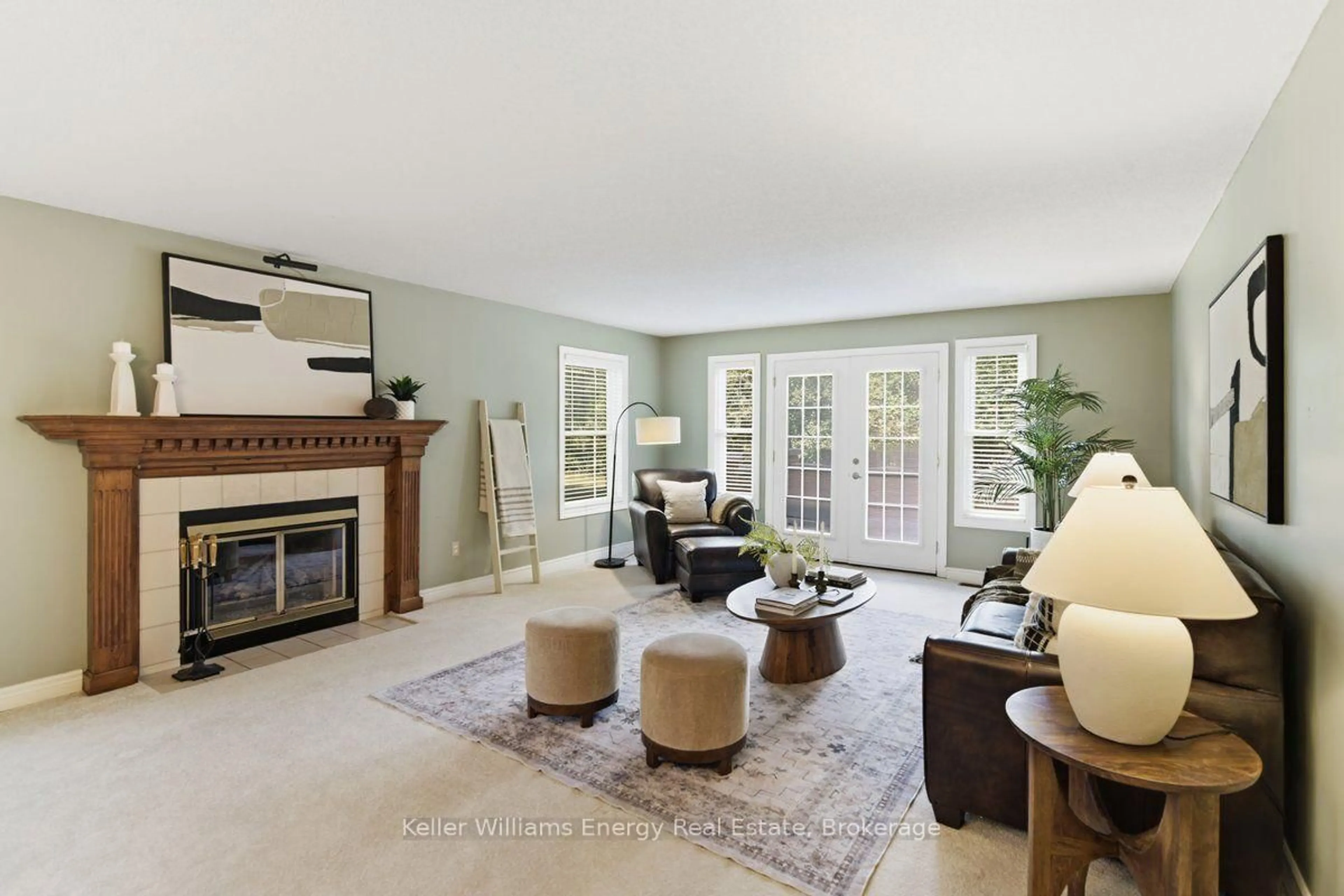 Living room with furniture, unknown for 1667 Nash Rd ##F6, Clarington Ontario L1E 1S8