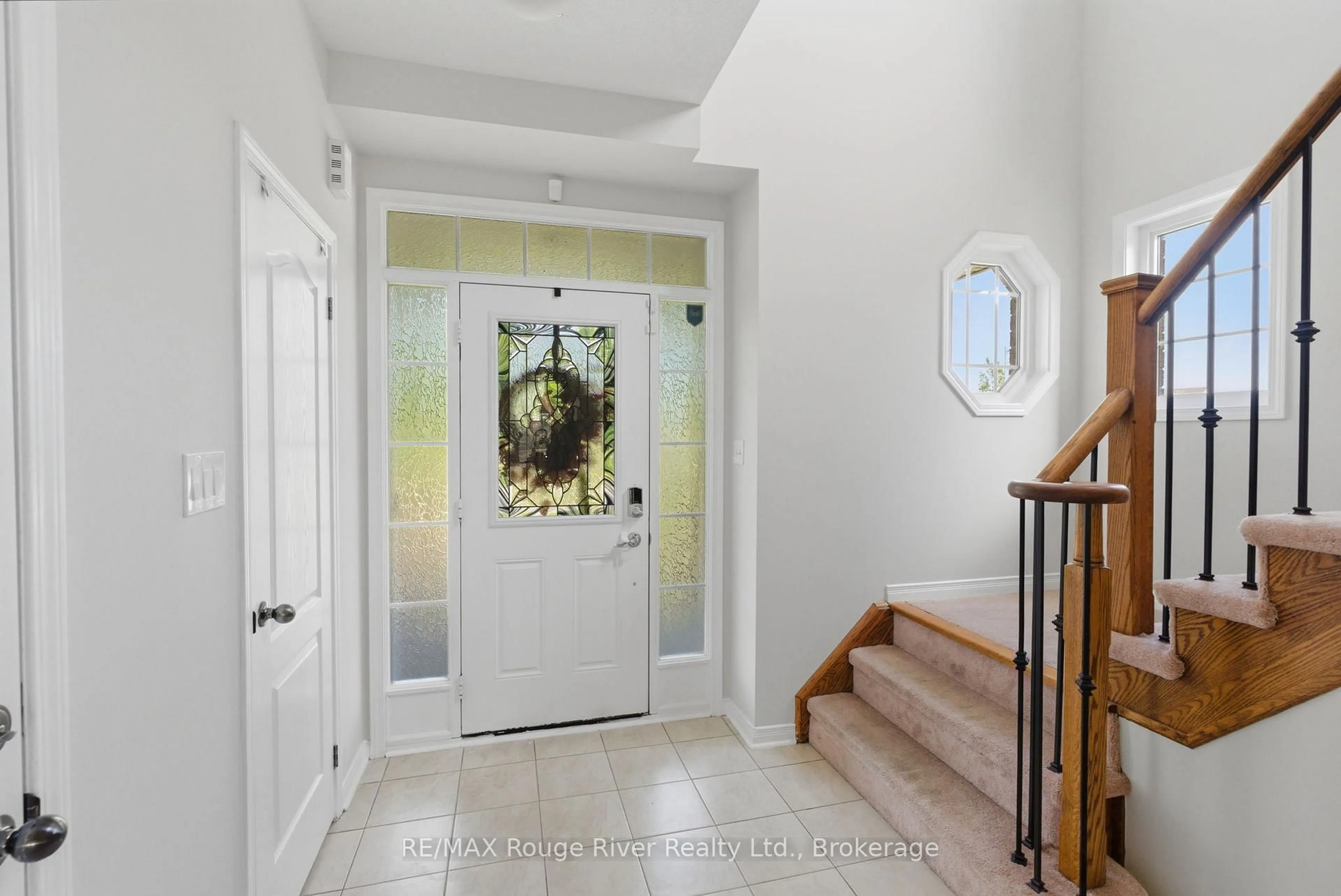 Indoor entryway for 86 Edwin Carr St, Clarington Ontario L1C 0R4
