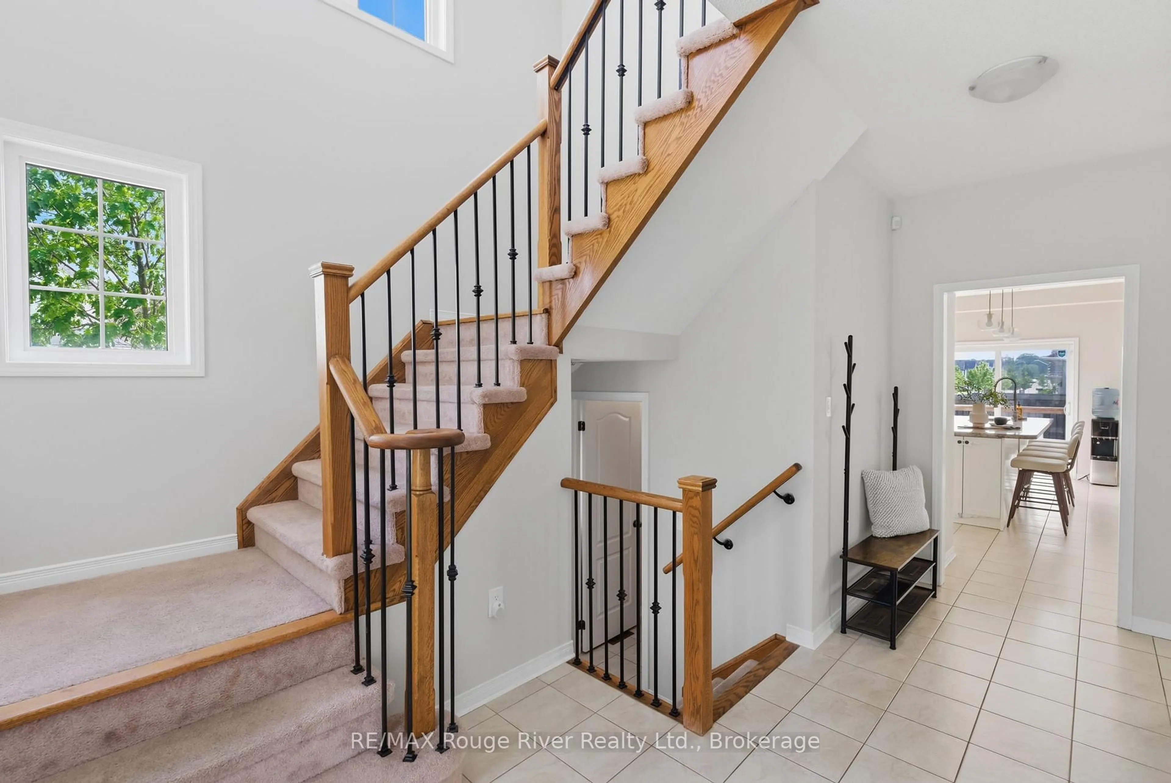 Stairs for 86 Edwin Carr St, Clarington Ontario L1C 0R4