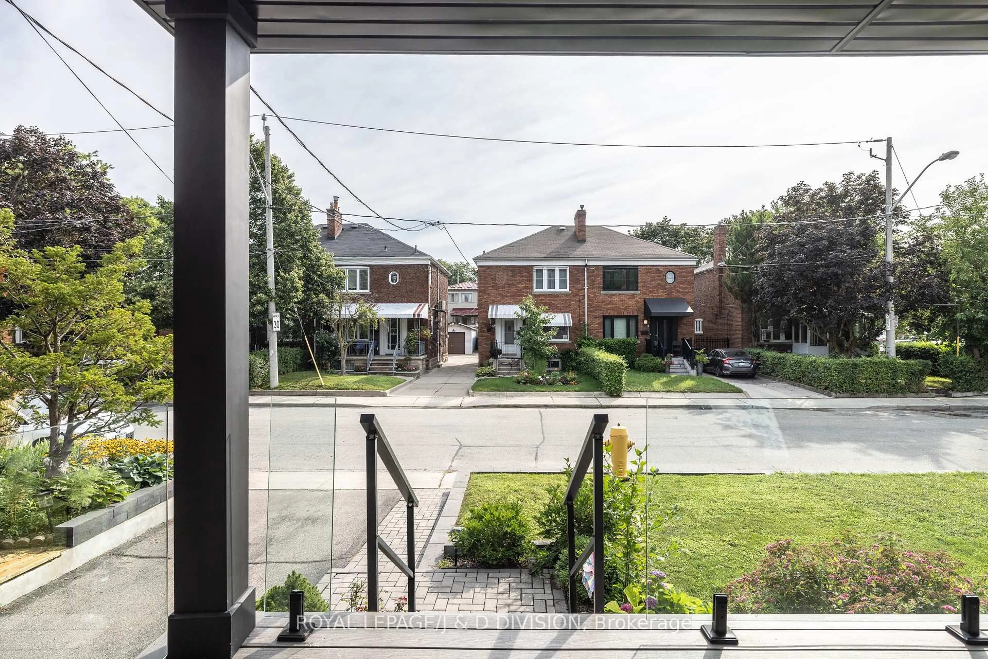 Unknown for 6 Lankin Blvd, Toronto Ontario M4J 4W8