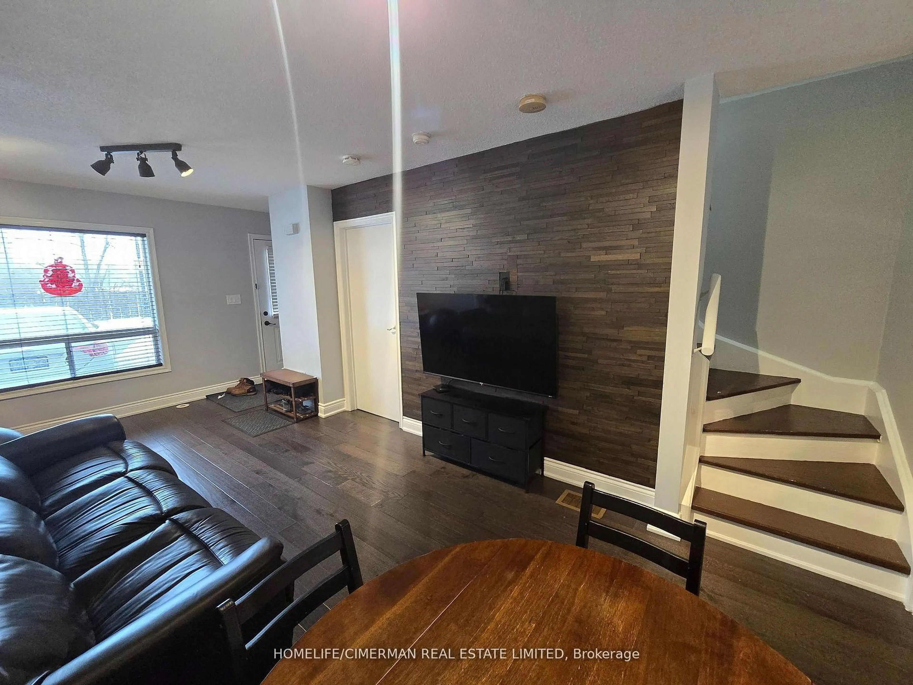 Unknown for 4277 Lawrence Ave #6, Toronto Ontario M1E 2S8