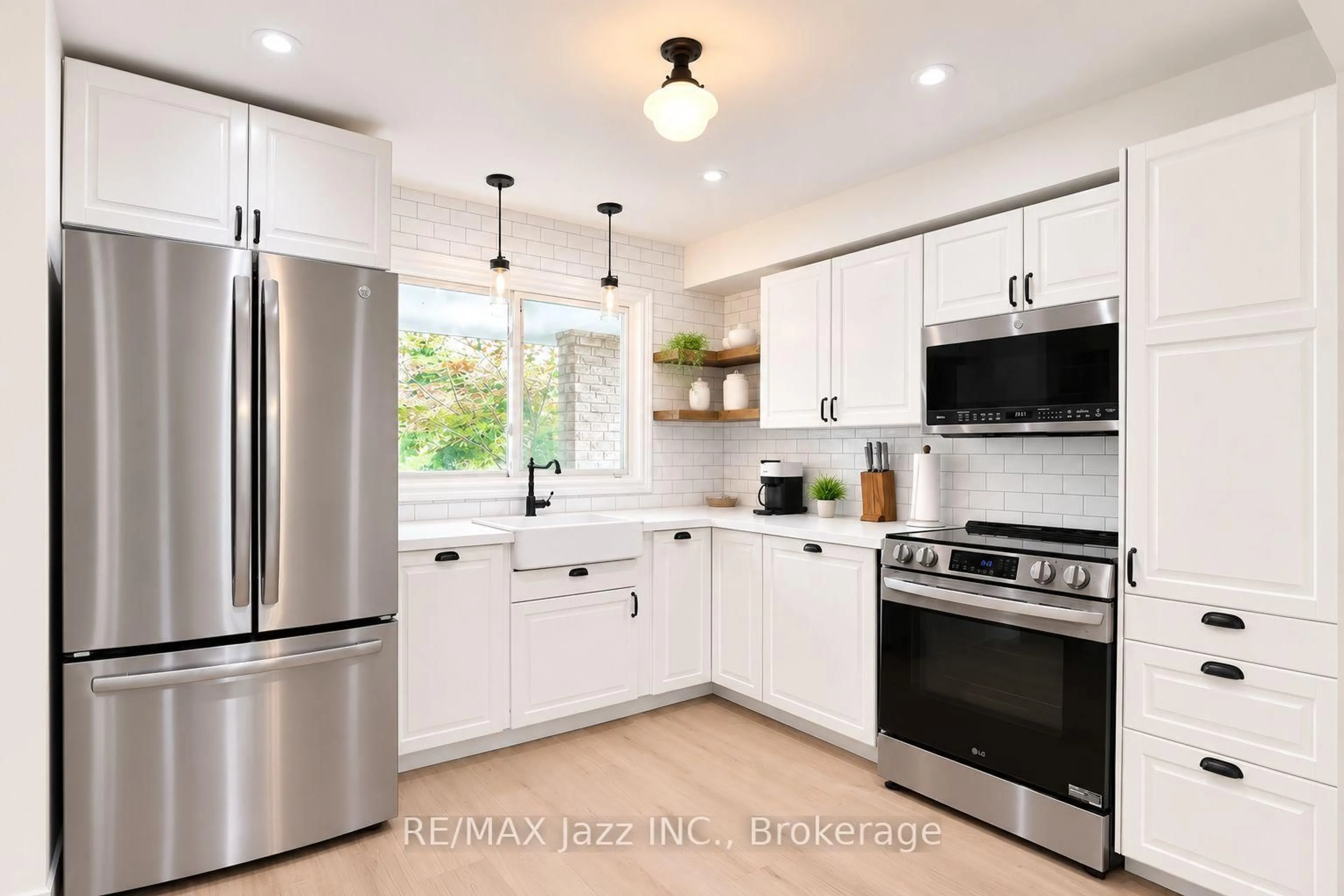 Contemporary kitchen, ceramic/tile floor for 304 Annes St, Whitby Ontario L1N 5V6