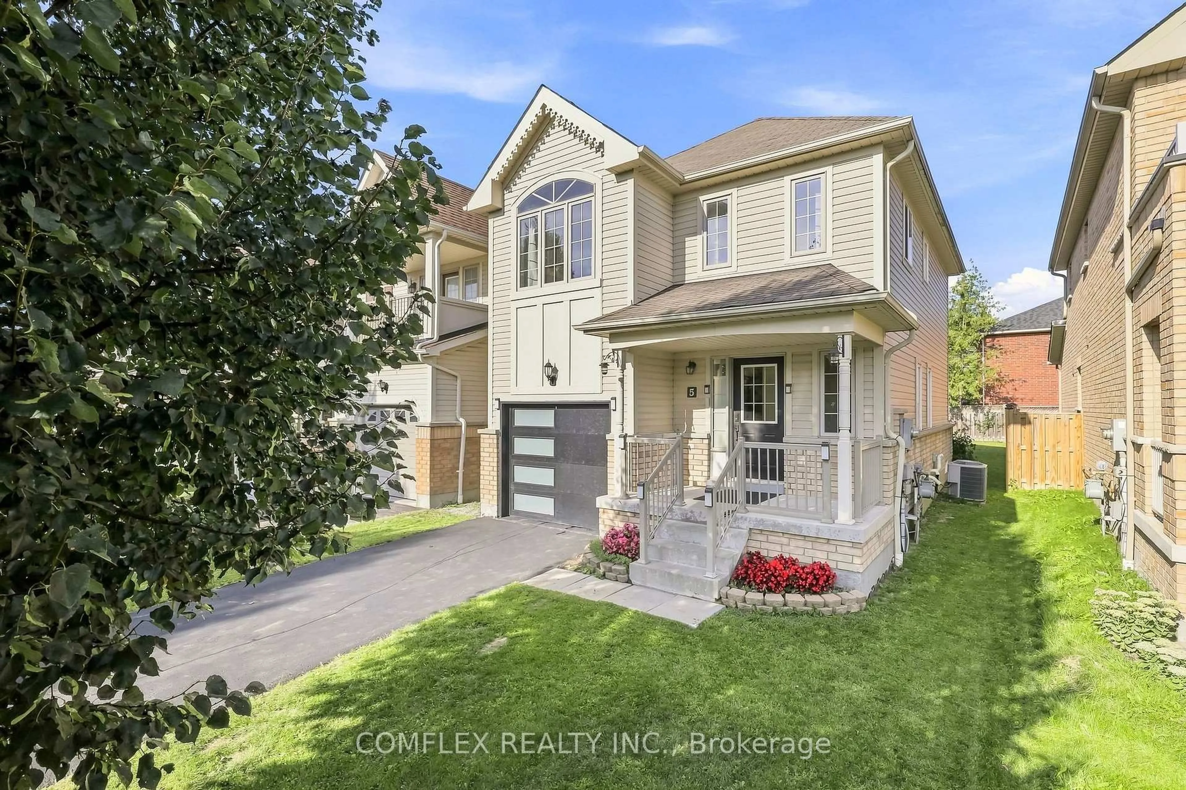 Home with brick exterior material, street for 5 Rich Cres, Whitby Ontario L1P 1V9