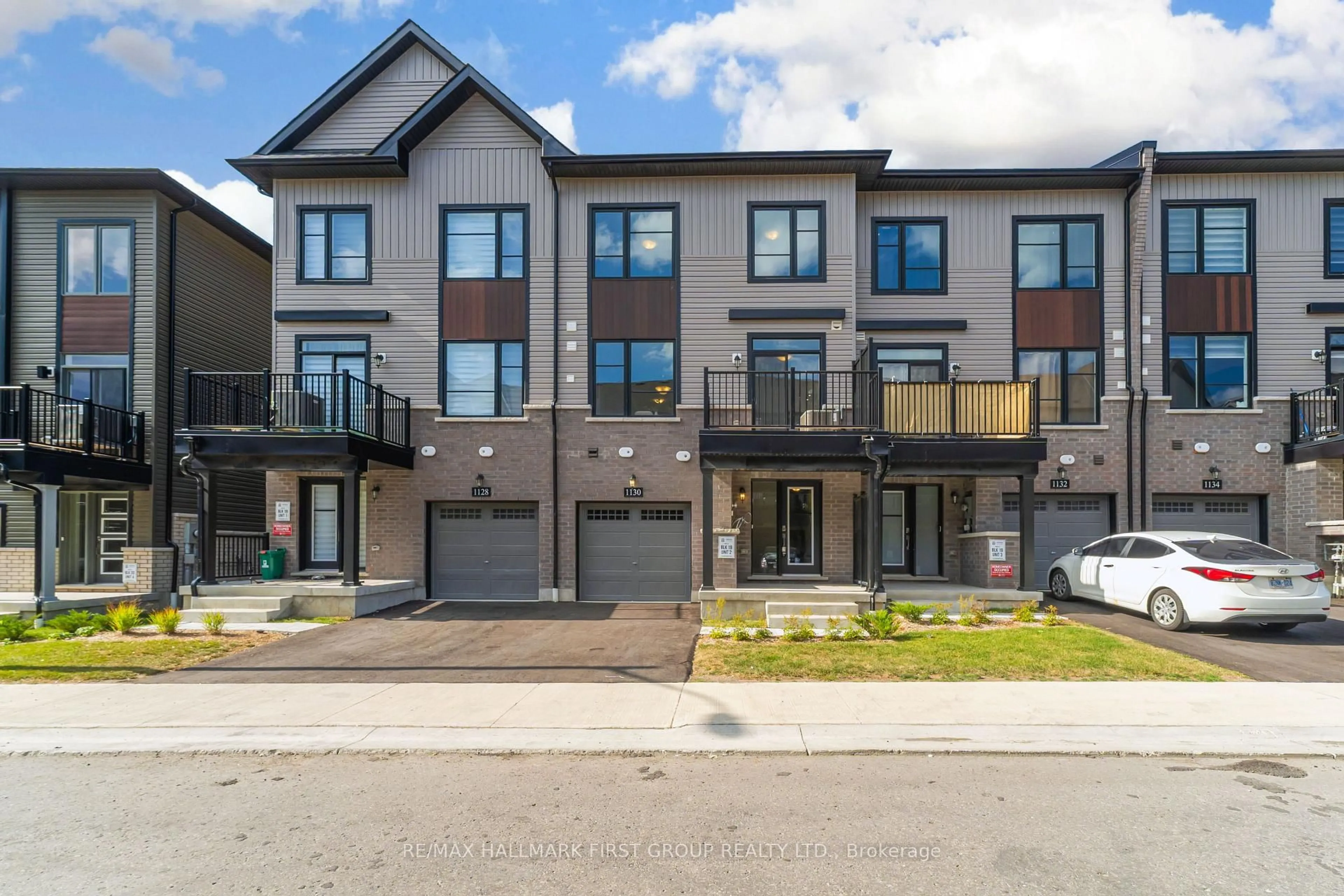 Unknown for 1130 Greentree Path, Oshawa Ontario L1H 8L7