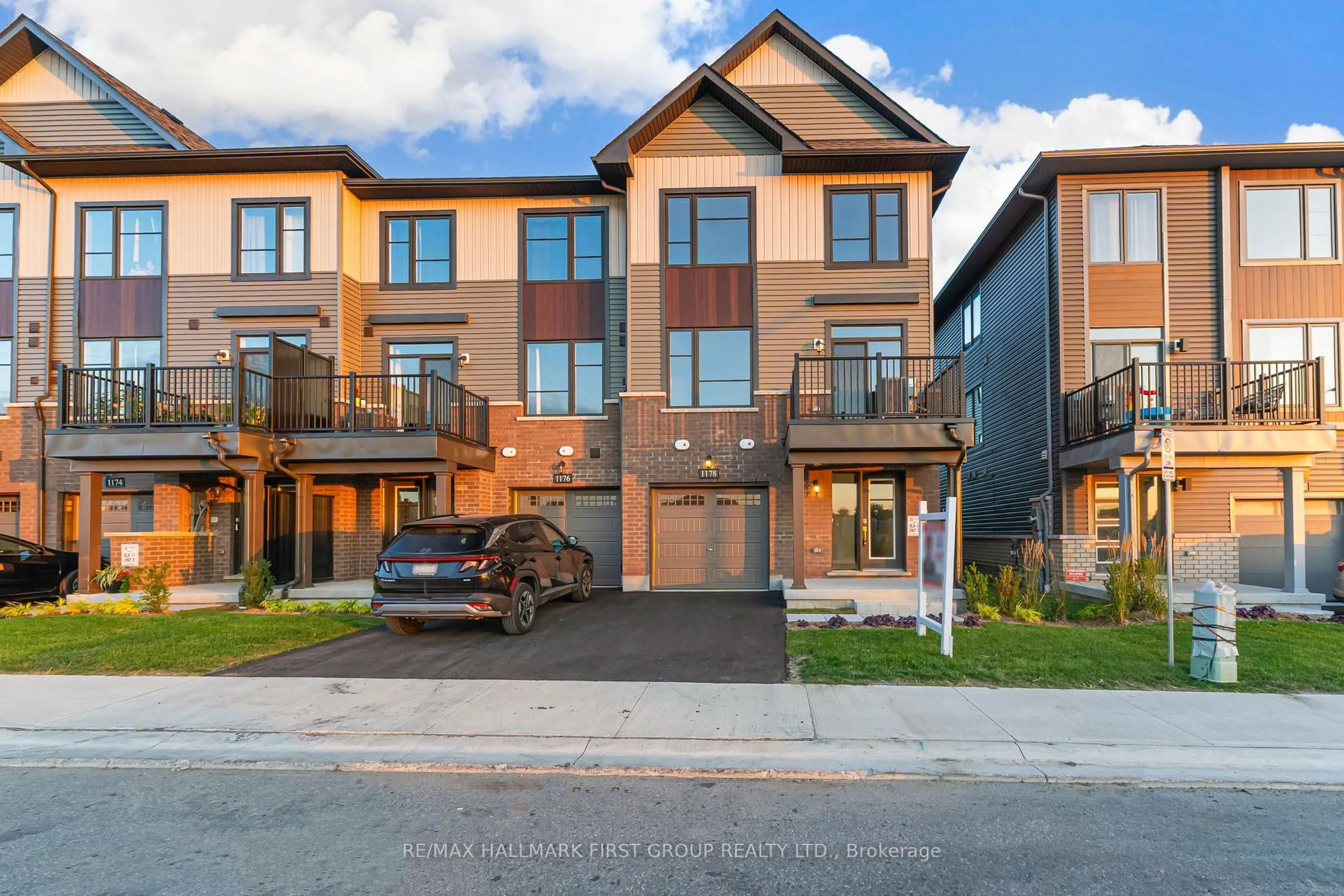 Home with brick exterior material, street for 1178 Greentree Path, Oshawa Ontario L1H 8L7