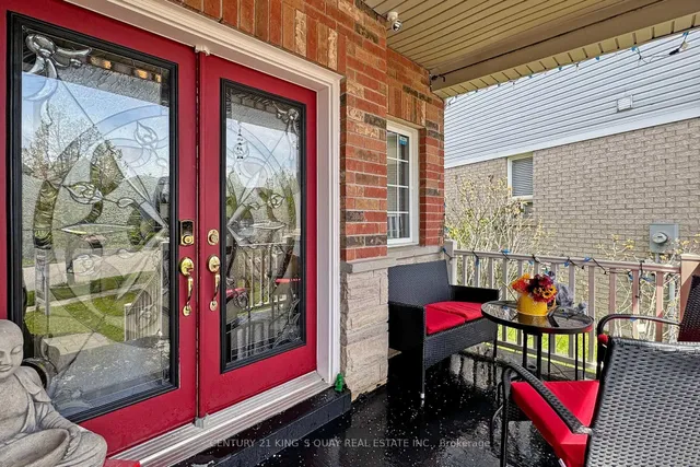 1418 Livesey Dr, Oshawa 2