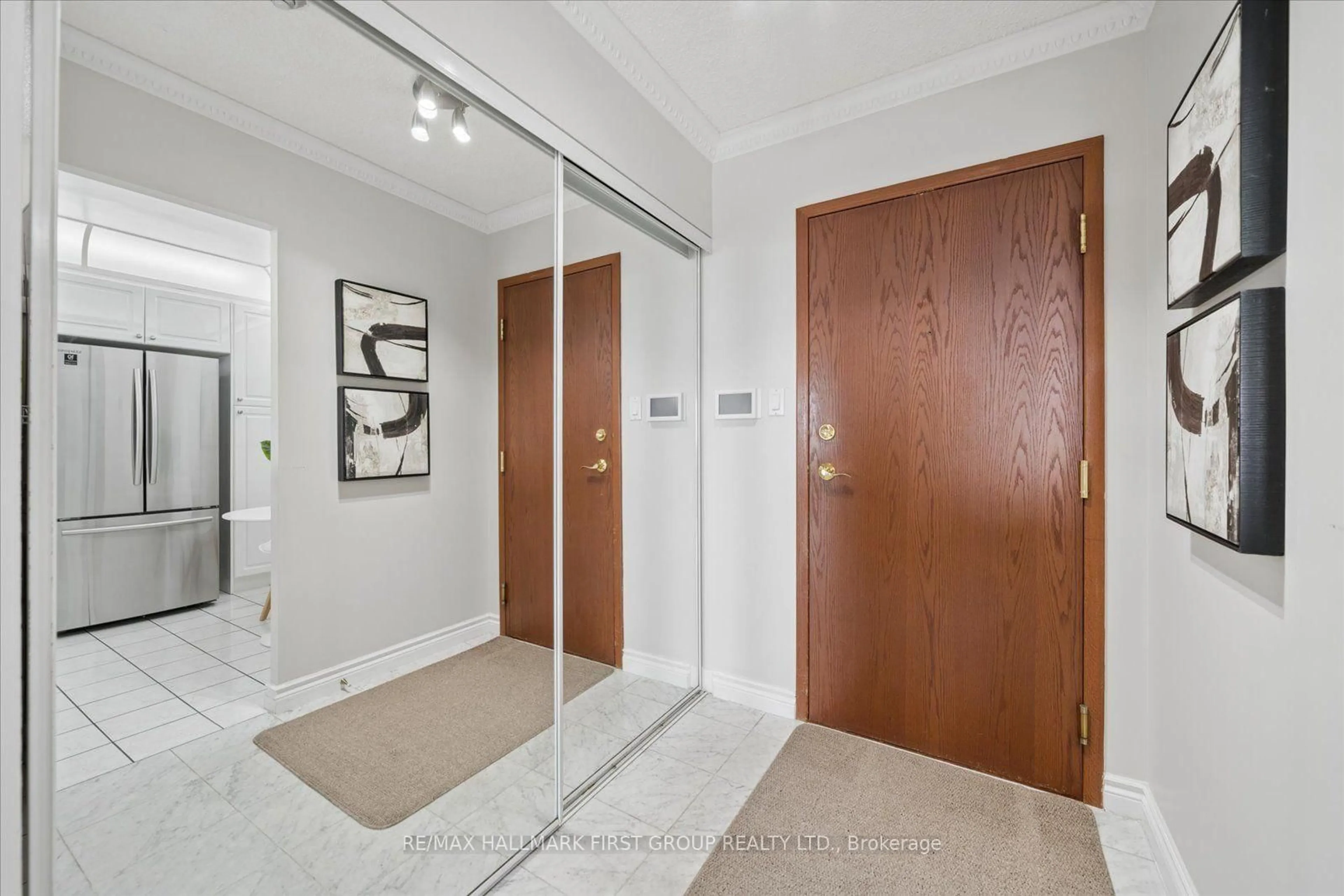 Indoor entryway for 168 Bonis Ave #1701, Toronto Ontario M1T 3V6