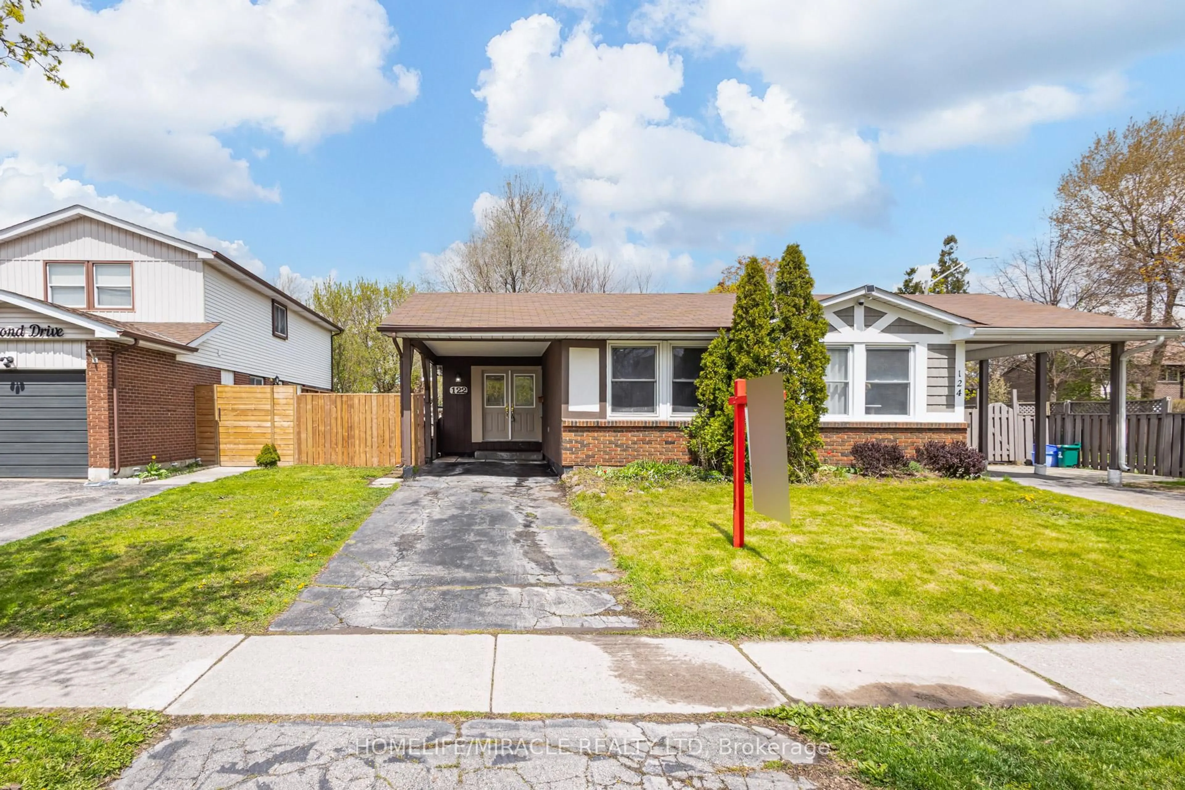 Home with brick exterior material, street for 122 Ormond Dr, Oshawa Ontario L1G 6T4