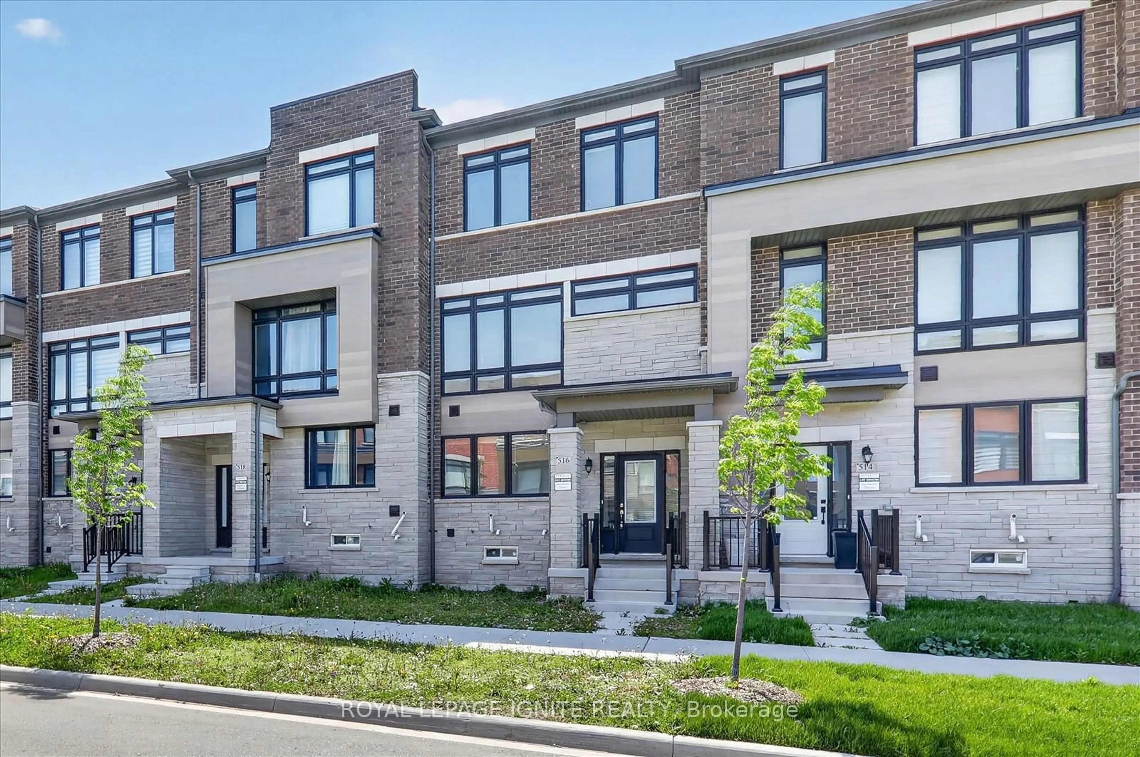 Home with brick exterior material, street for 516 Danks Ridge Dr, Ajax Ontario L1S 0H4