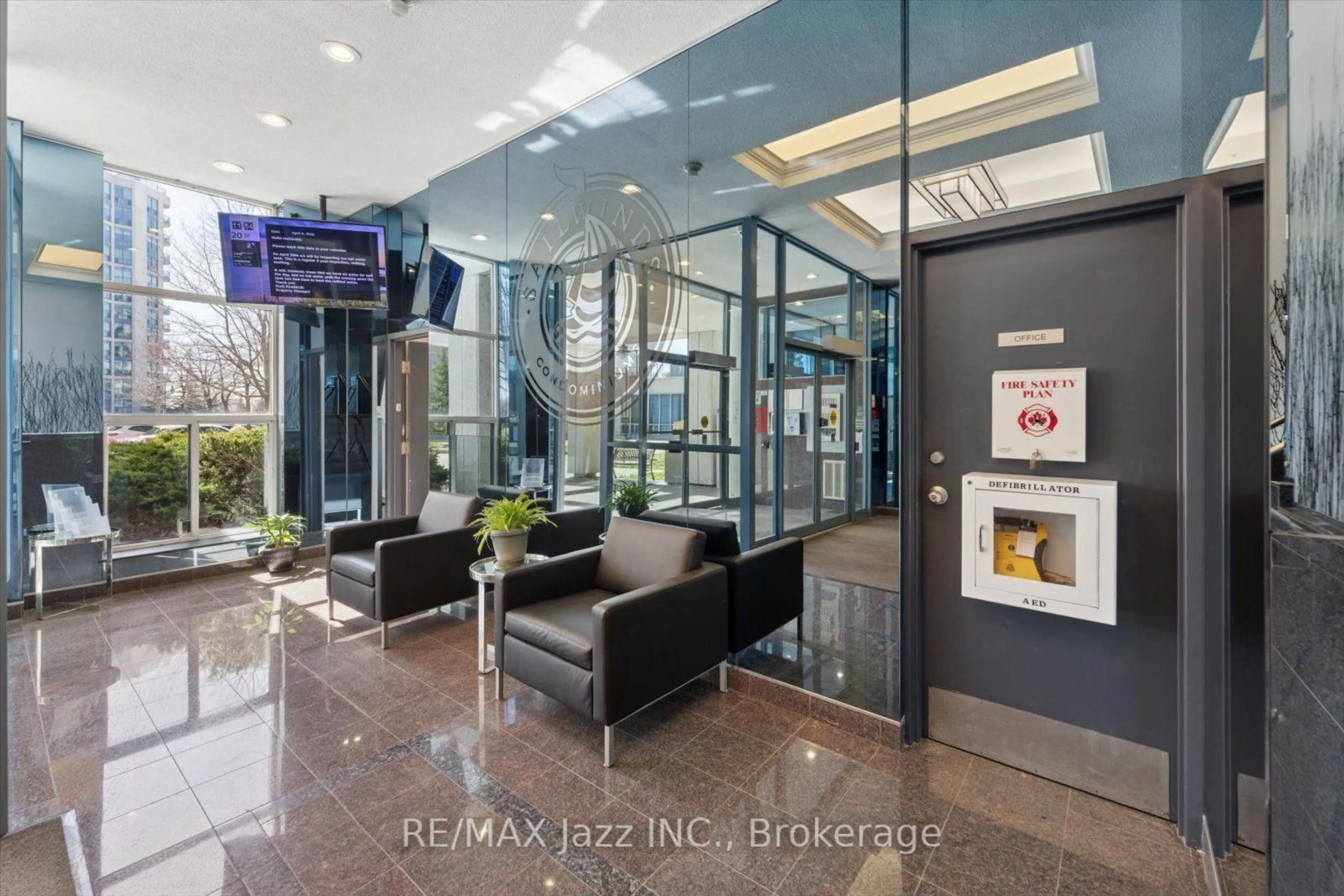 Lobby for 360 Watson St #1003, Whitby Ontario L1H 6P1