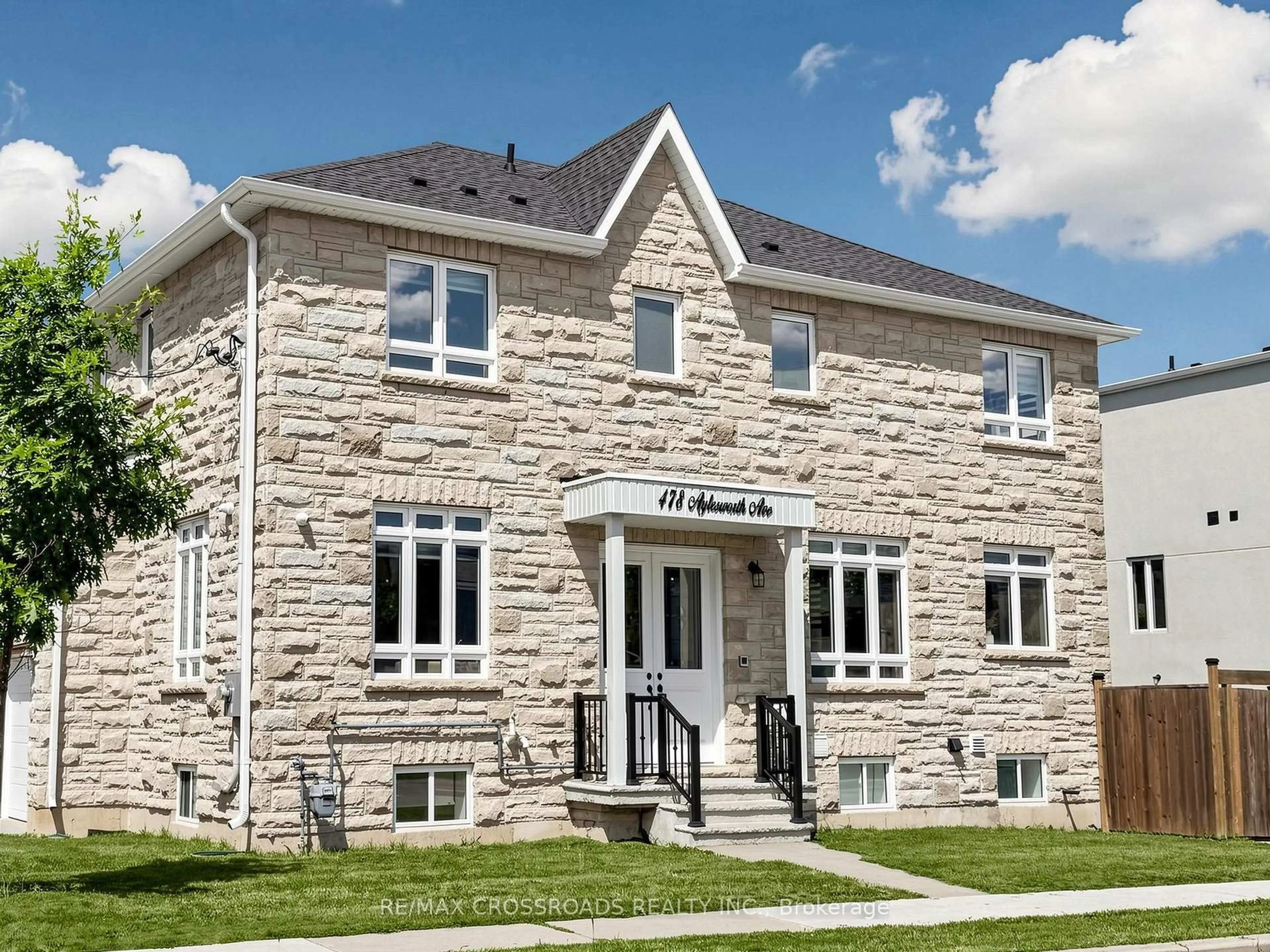 Home with brick exterior material, building for 478 Aylesworth Ave, Toronto Ontario M1N 3X9