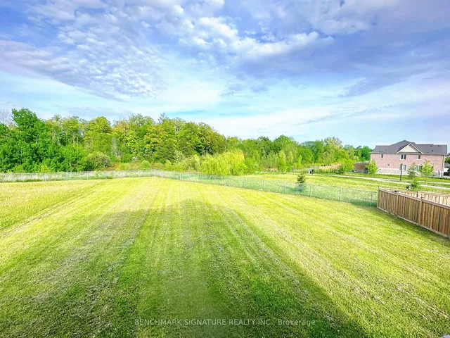 2481 Bandsman Cres, Oshawa 4