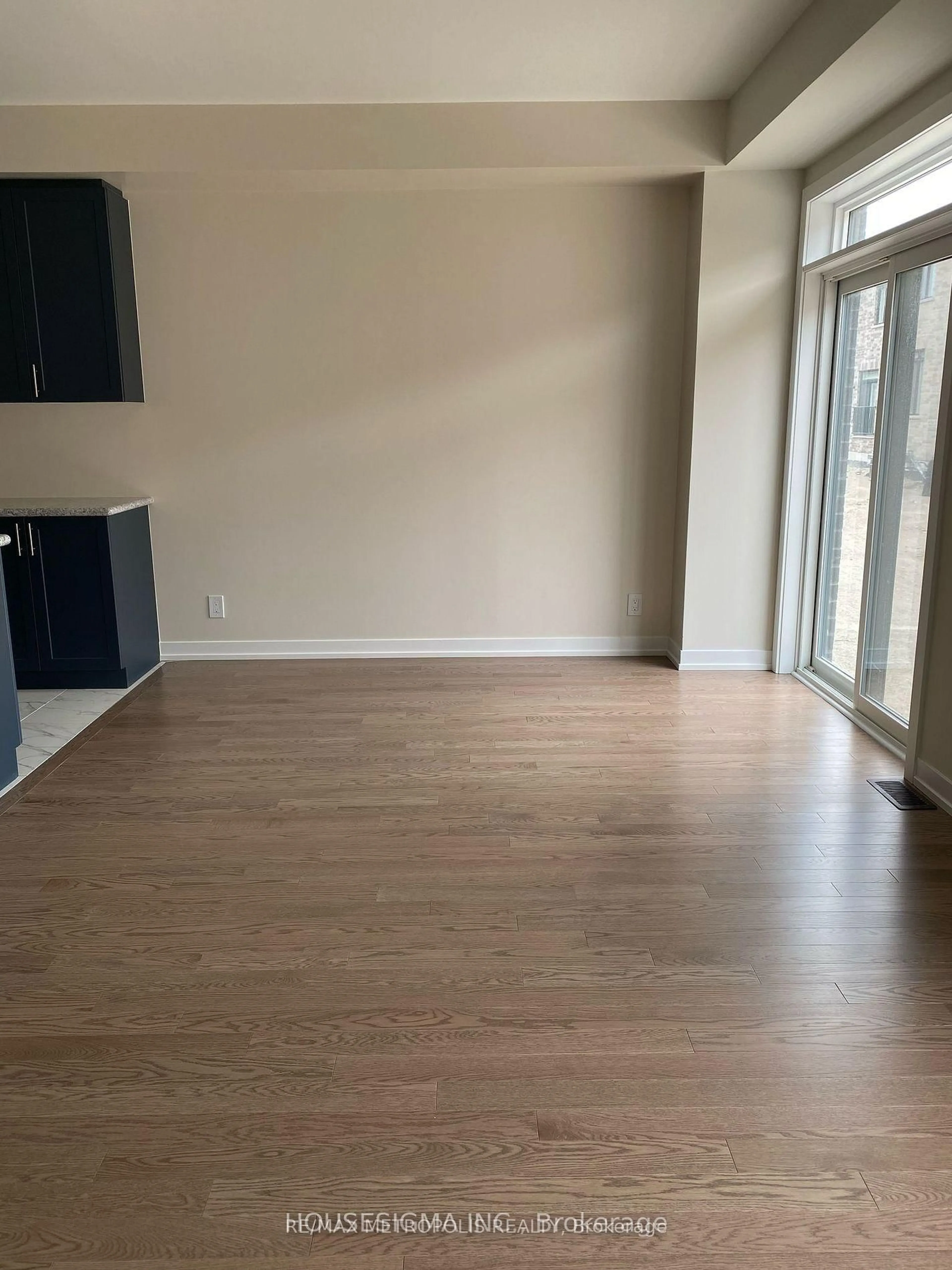 A pic of a room for 3110 Sideline Rd 16 Rd, Pickering Ontario L1X 0K6
