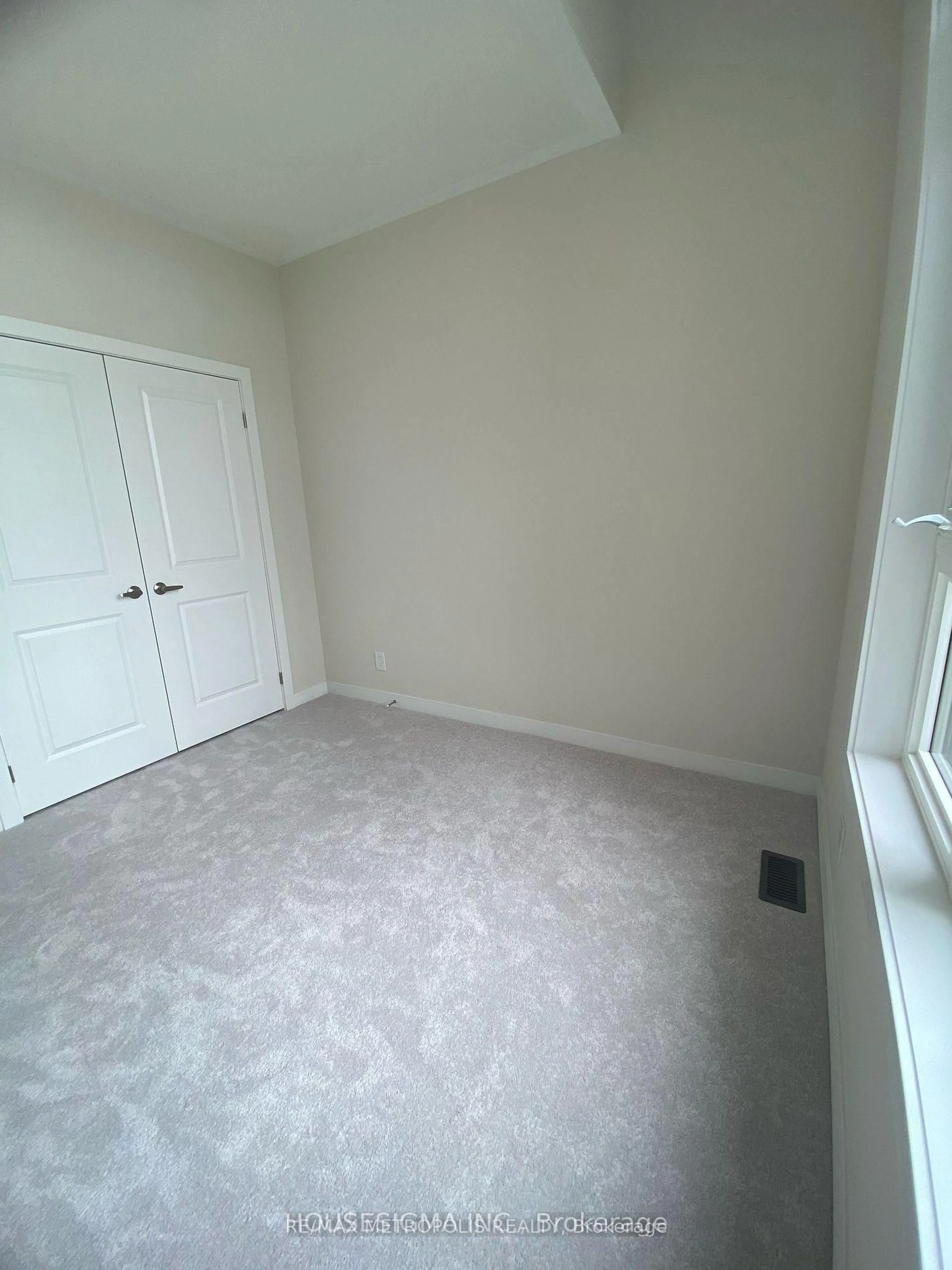 A pic of a room for 3110 Sideline Rd 16 Rd, Pickering Ontario L1X 0K6