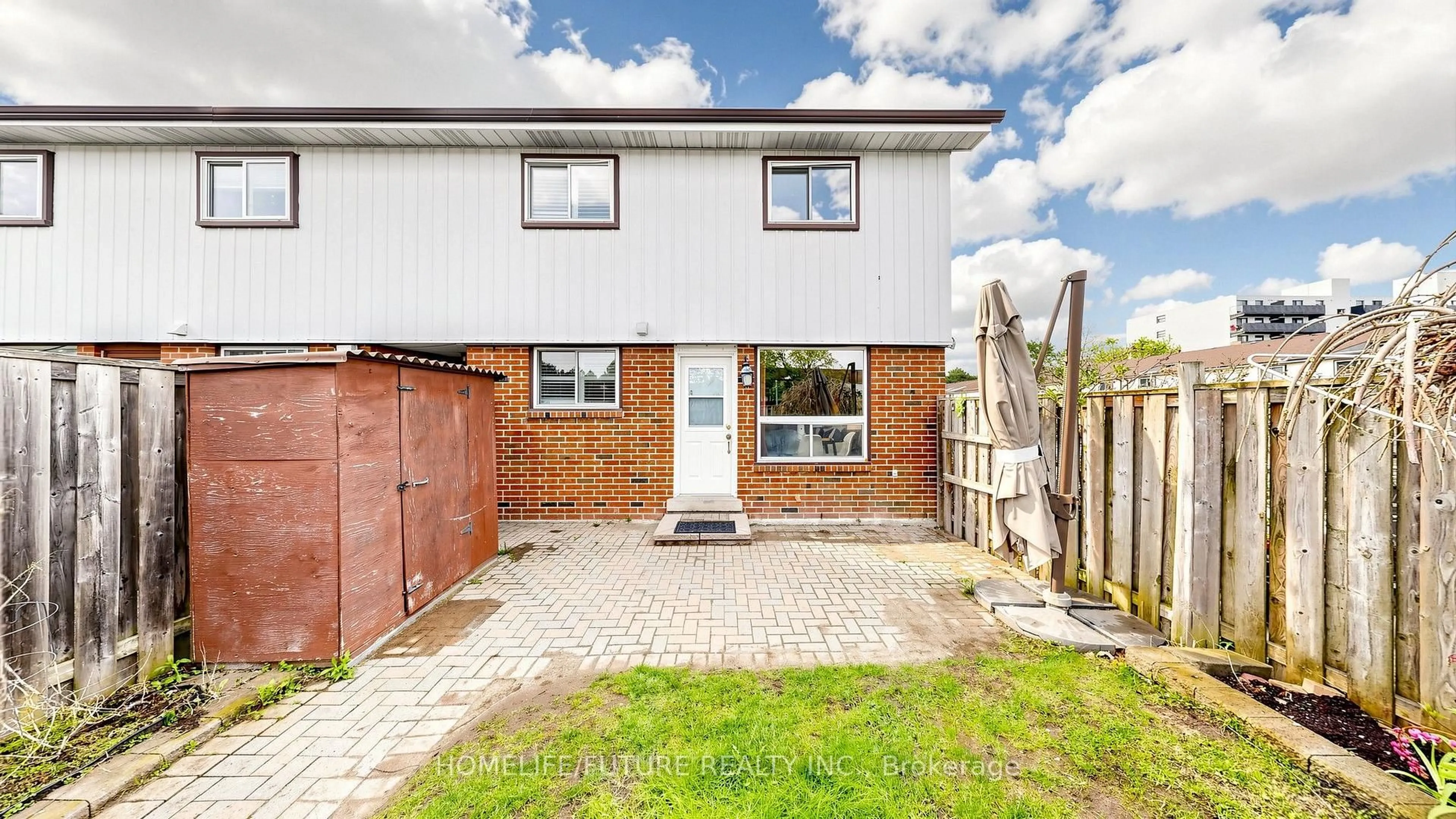 A pic from outside/outdoor area/front of a property/back of a property/a pic from drone, street for 120 Nonquon Rd #150, Oshawa Ontario L1G 7E6