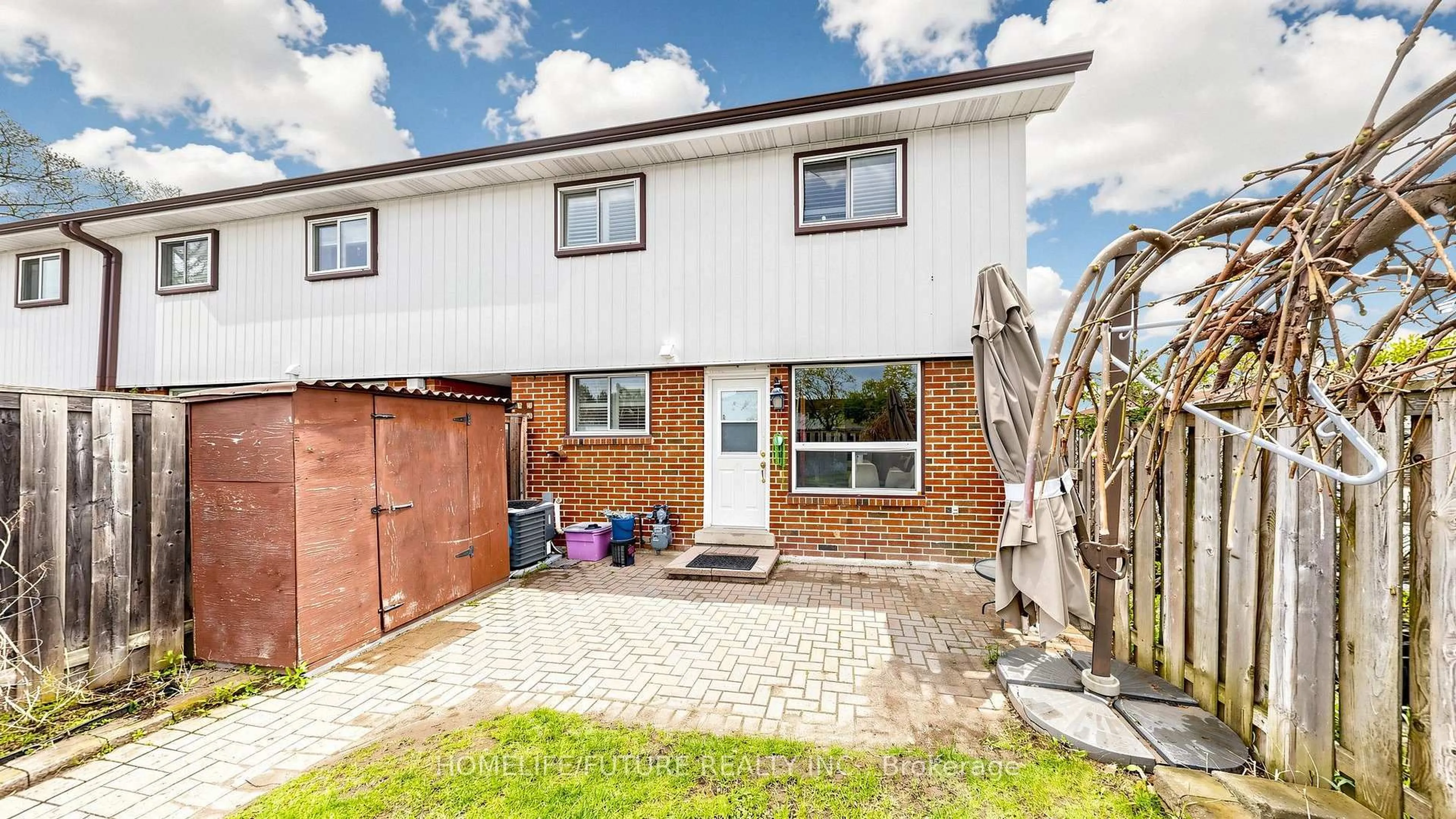 A pic from outside/outdoor area/front of a property/back of a property/a pic from drone, street for 120 Nonquon Rd #150, Oshawa Ontario L1G 7E6