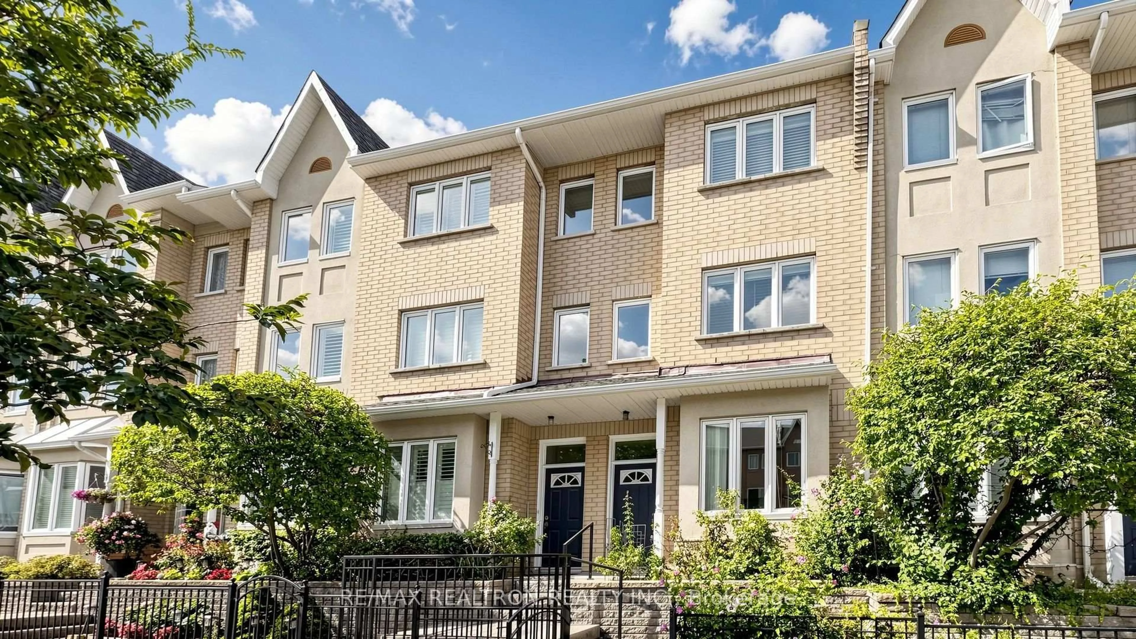 Unknown for 28 Rosebank Dr #610, Toronto Ontario M1B 5Z1
