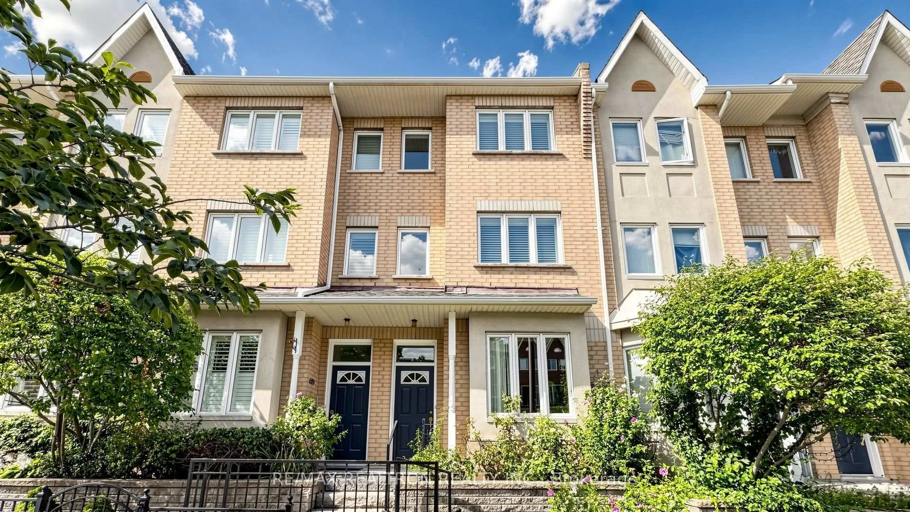 Unknown for 28 Rosebank Dr #610, Toronto Ontario M1B 5Z1