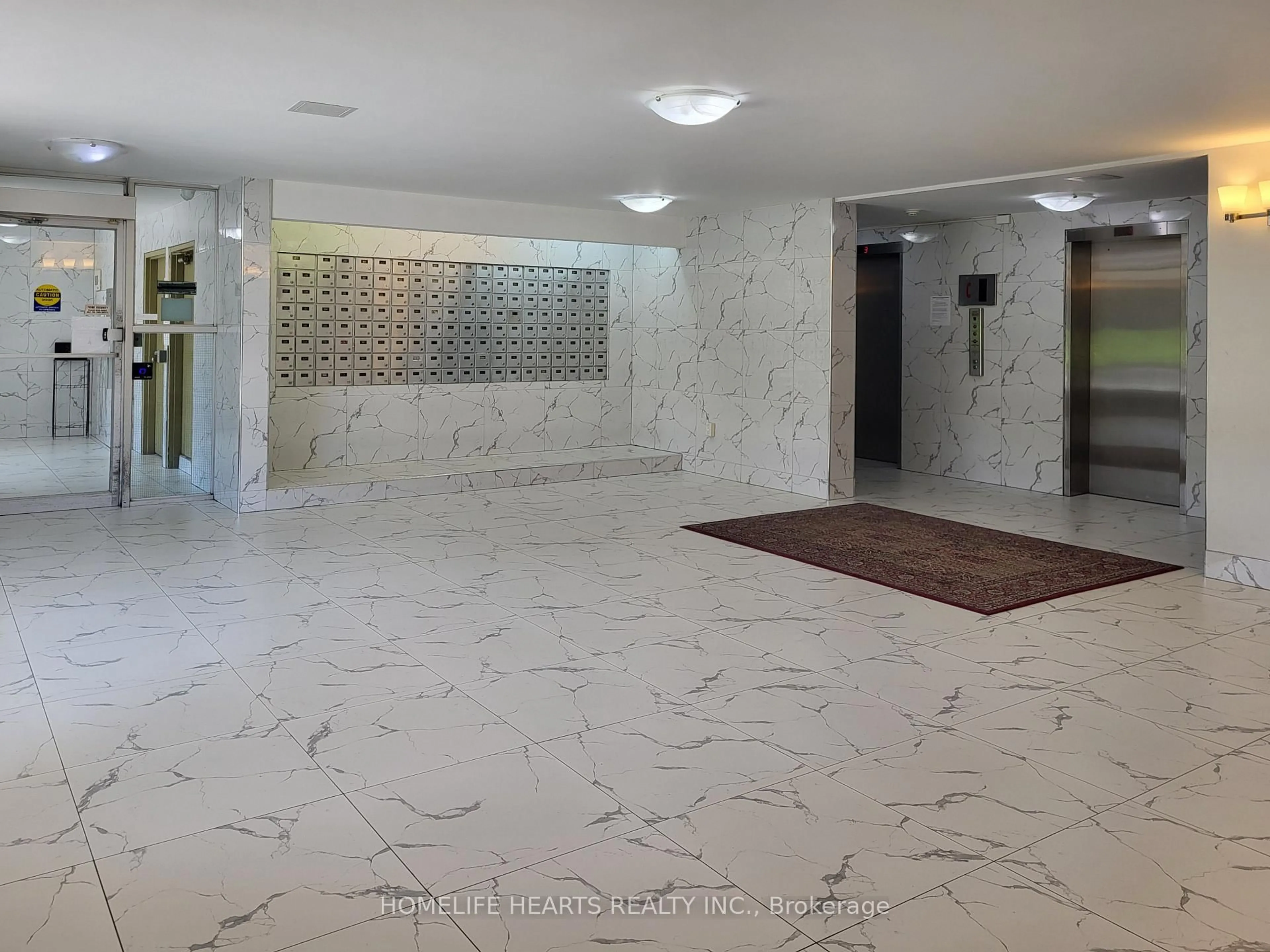 Lobby for 100 Dundalk Dr #1017, Toronto Ontario M1P 4V2
