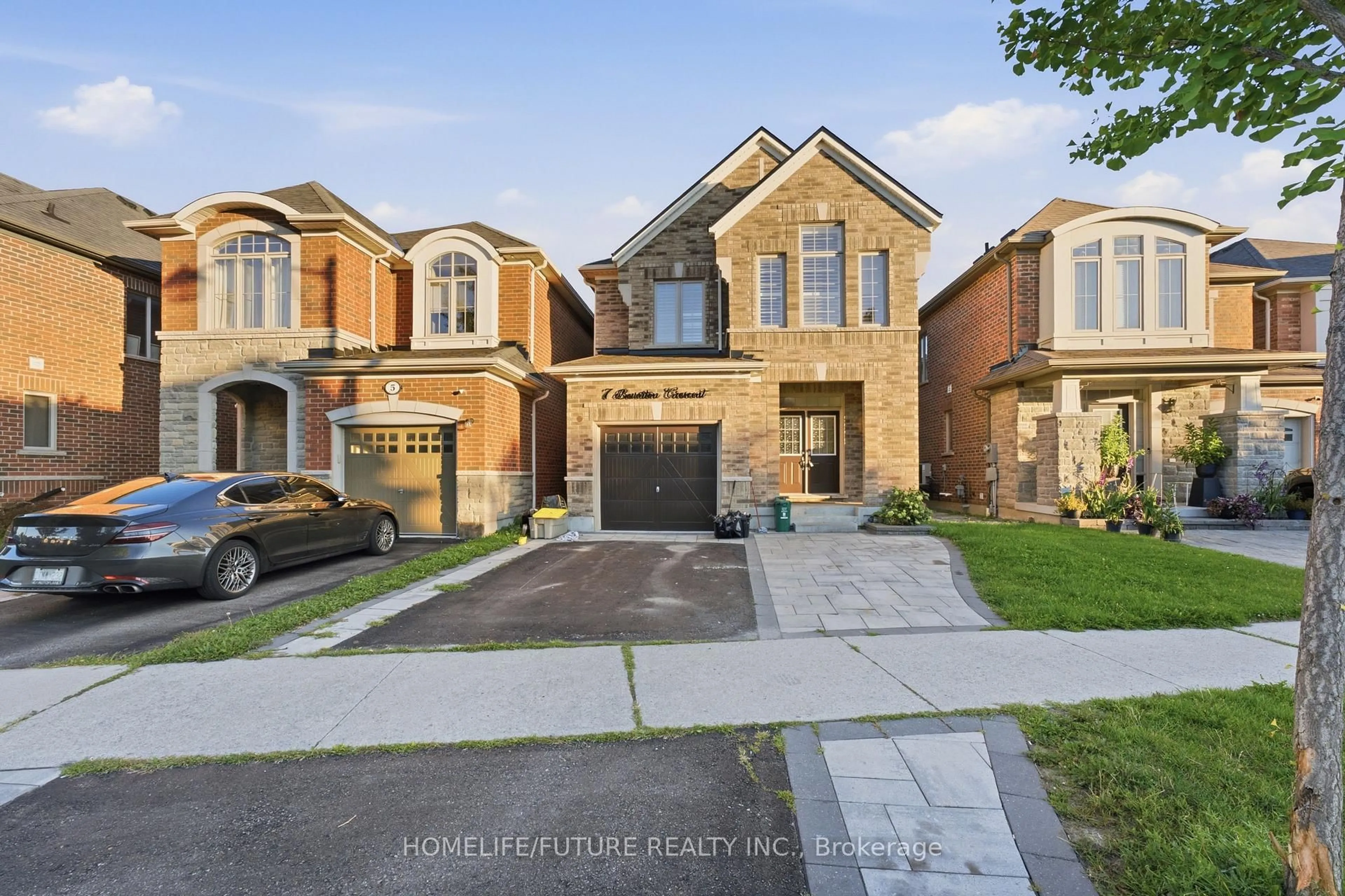 Home with brick exterior material, street for 7 Beverton Cres, Ajax Ontario L1T 0L8