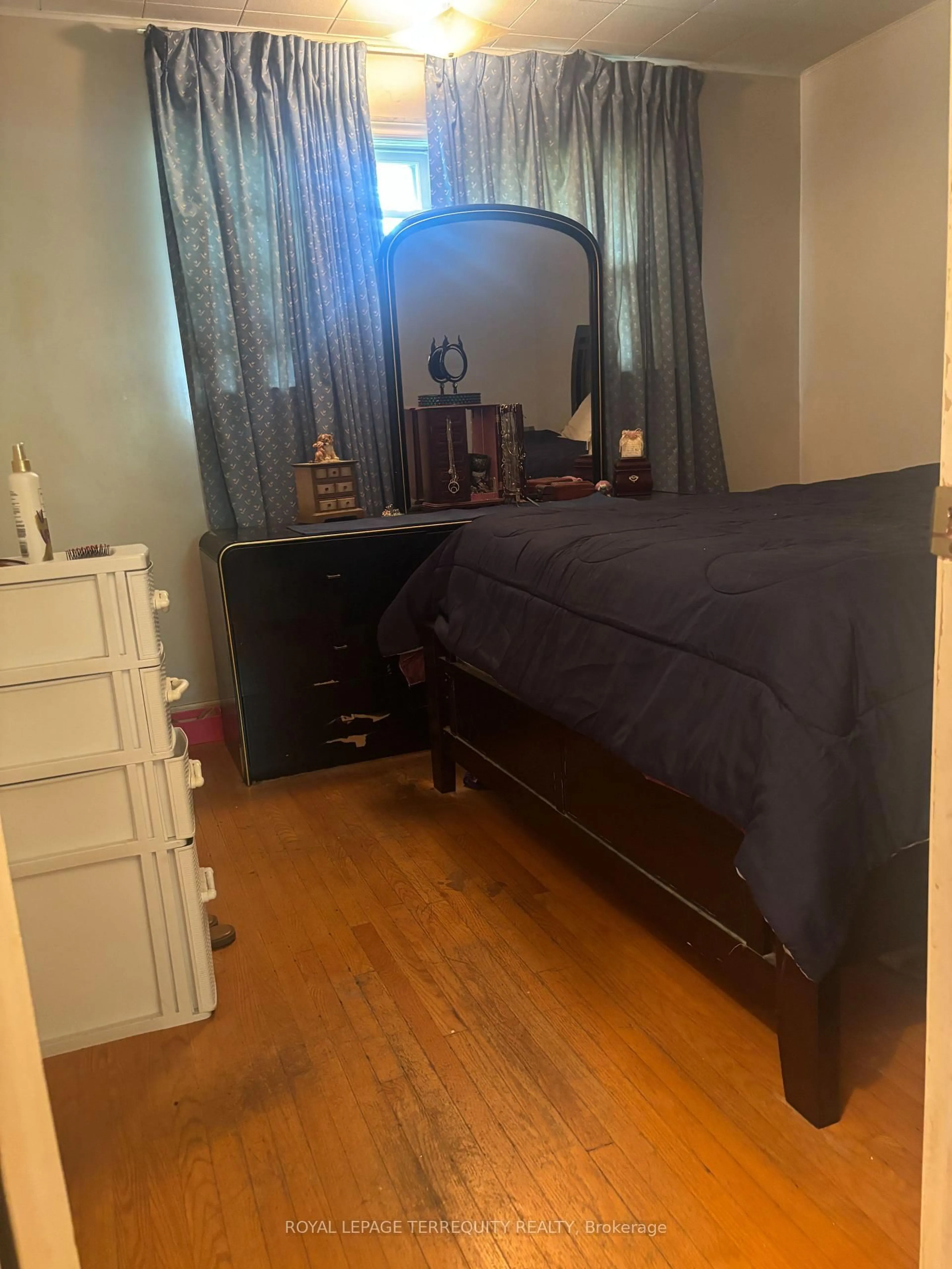 A pic of a room for 73 Aragon Ave, Toronto Ontario M1T 1Y1