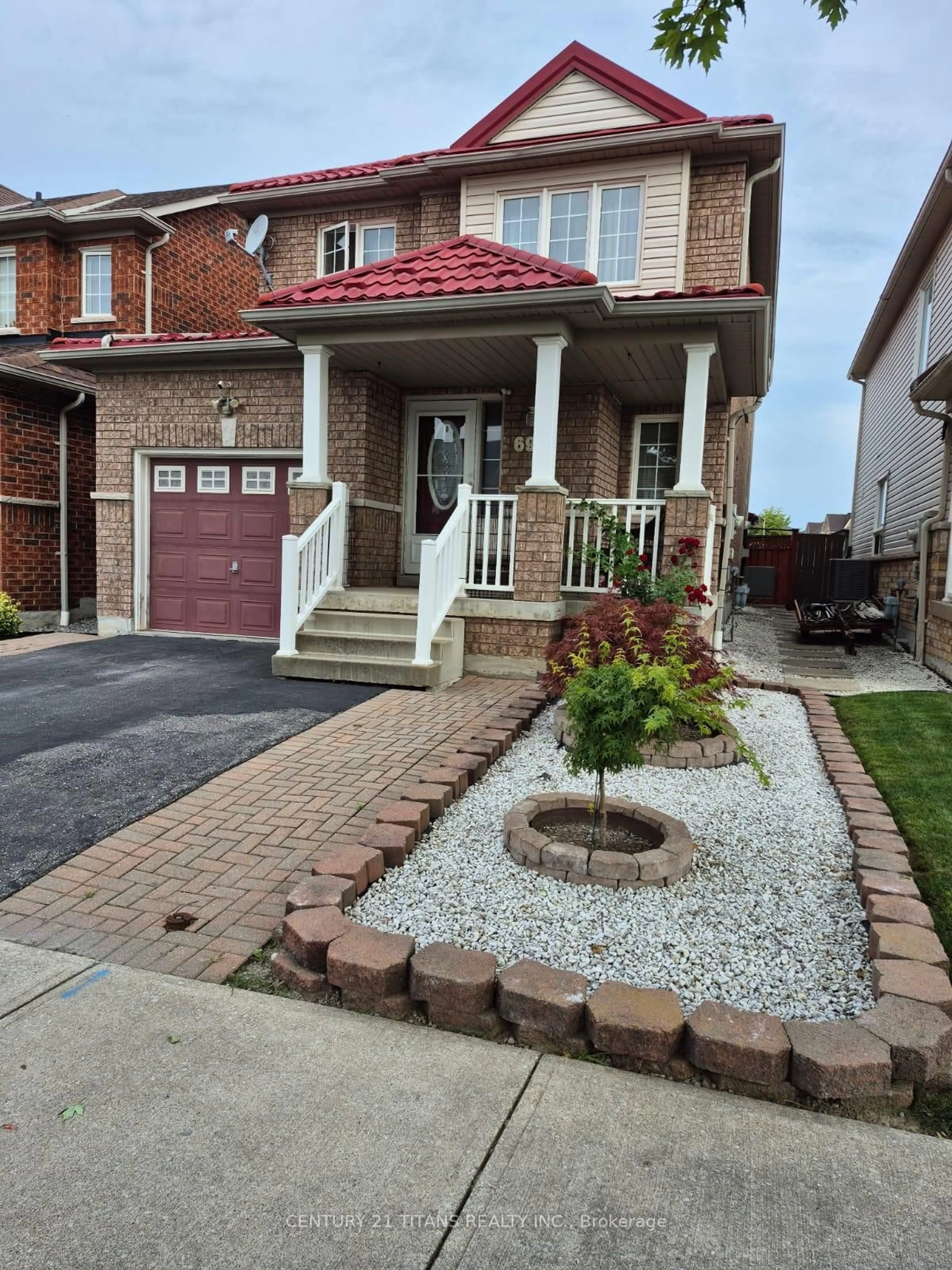 Home with brick exterior material, street for 69 Rampart Cres, Whitby Ontario L1P 1T7