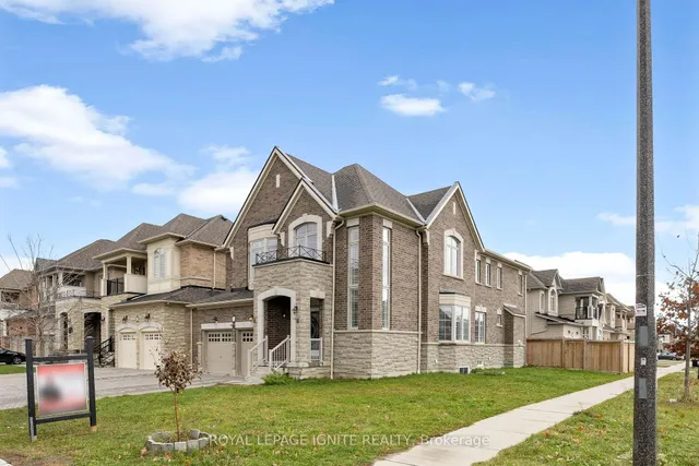 1 Morningstar Ave, Whitby 3
