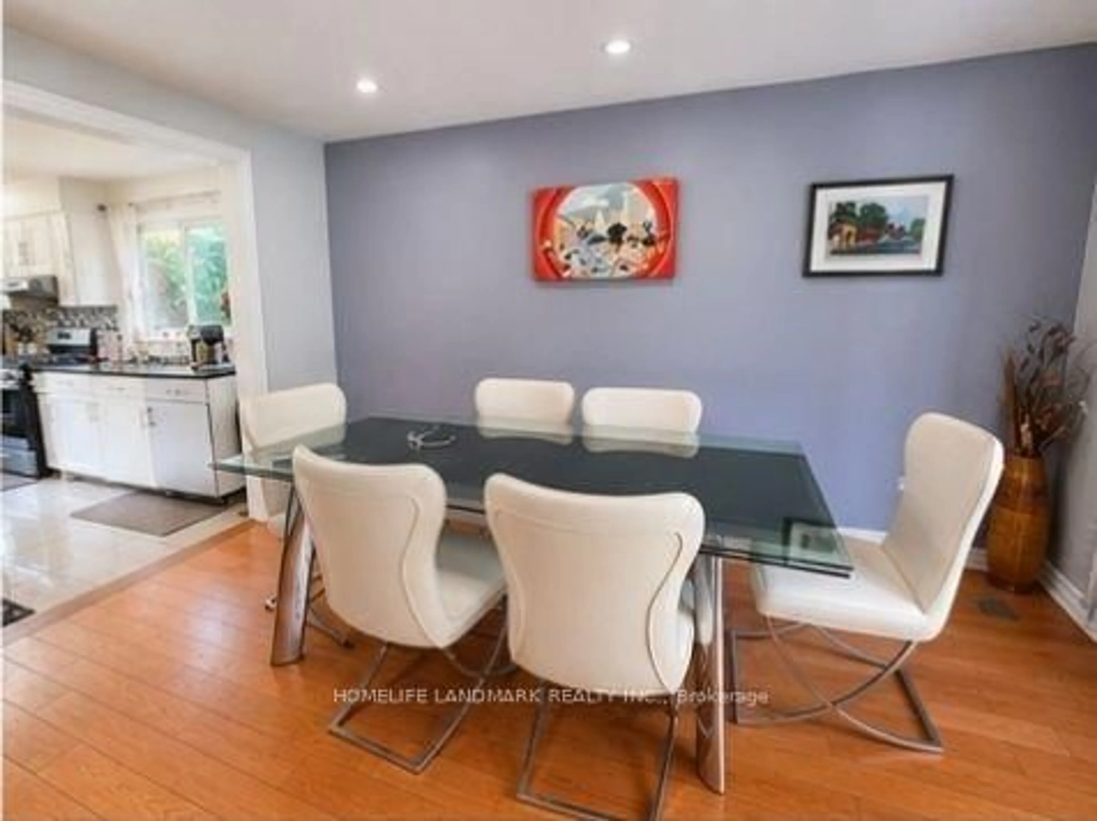 Dining room, wood/laminate floor for 5 Collingsbrook Blvd, Toronto Ontario M1W 1L5