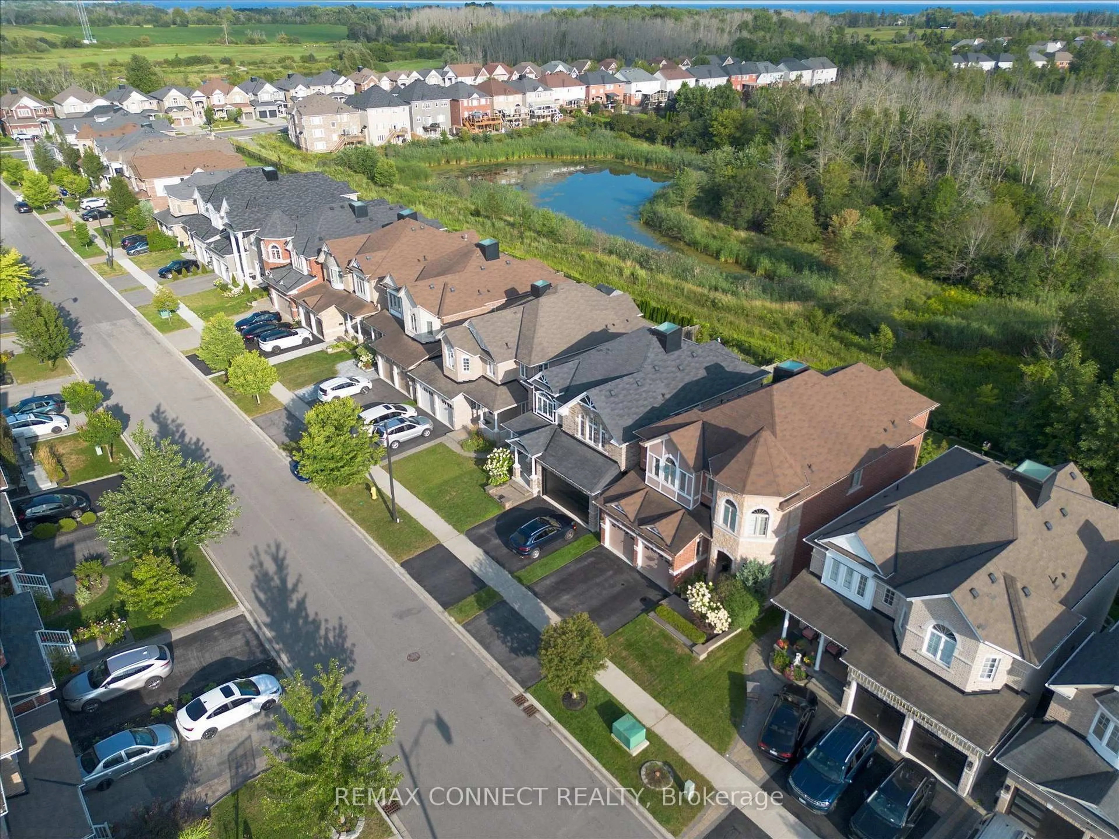 A pic from outside/outdoor area/front of a property/back of a property/a pic from drone, unknown for 120 SHARPLIN Dr, Ajax Ontario L1Z 0Z1