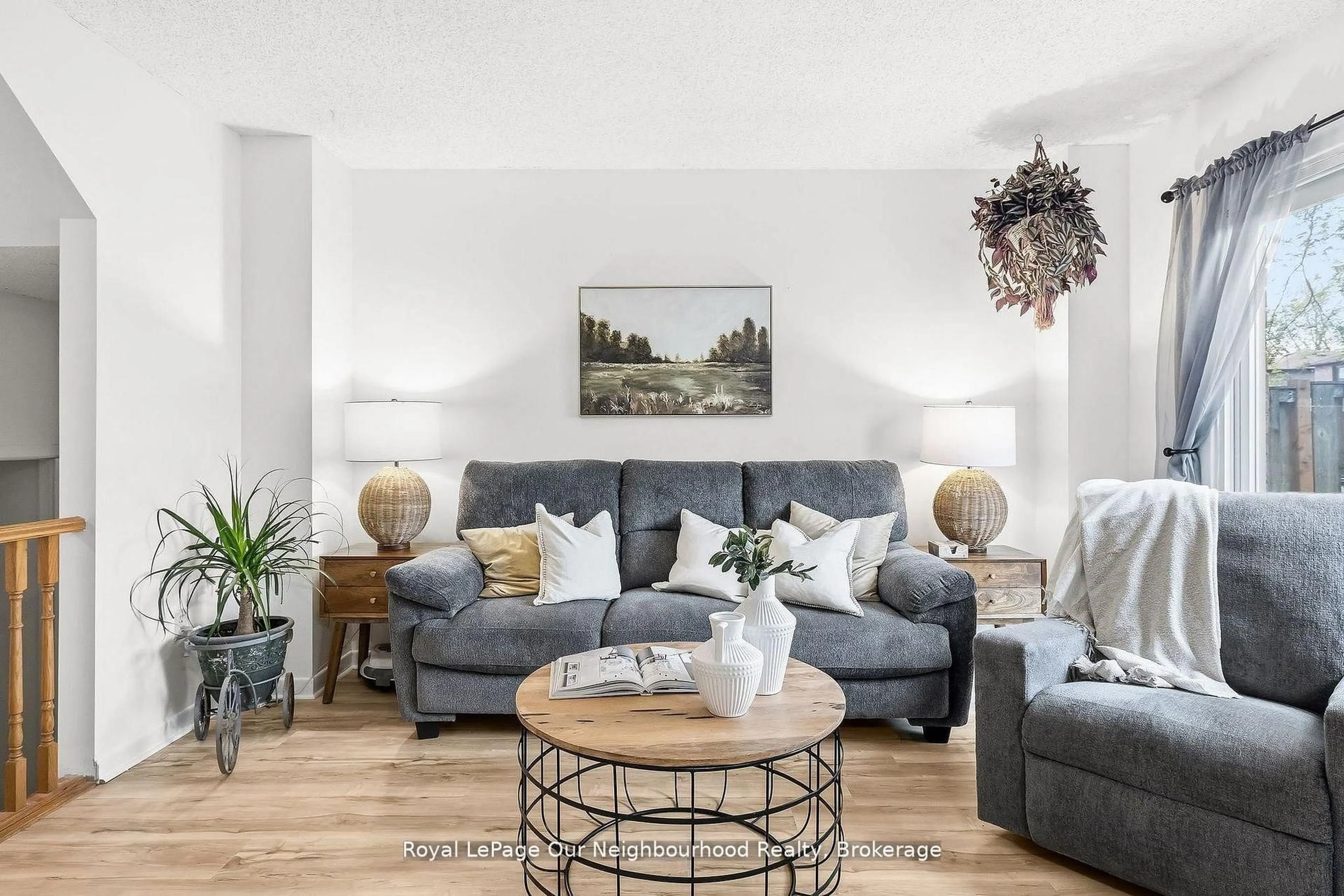 Living room with furniture, unknown for 96 Chatfield Dr, Ajax Ontario L1T 2J8
