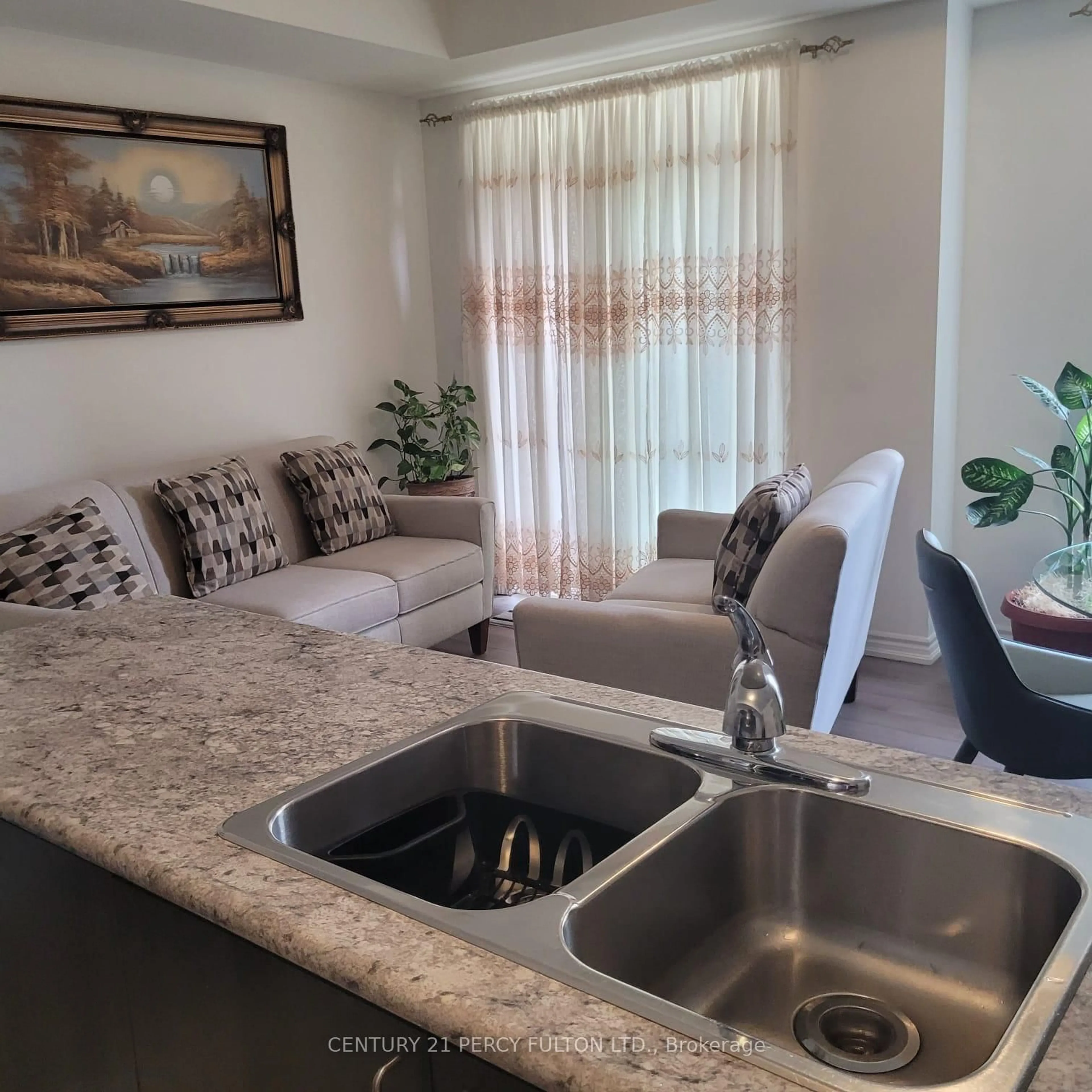 Open concept kitchen, unknown for 1770 Rex Heath Dr, Pickering Ontario L1X 0E6