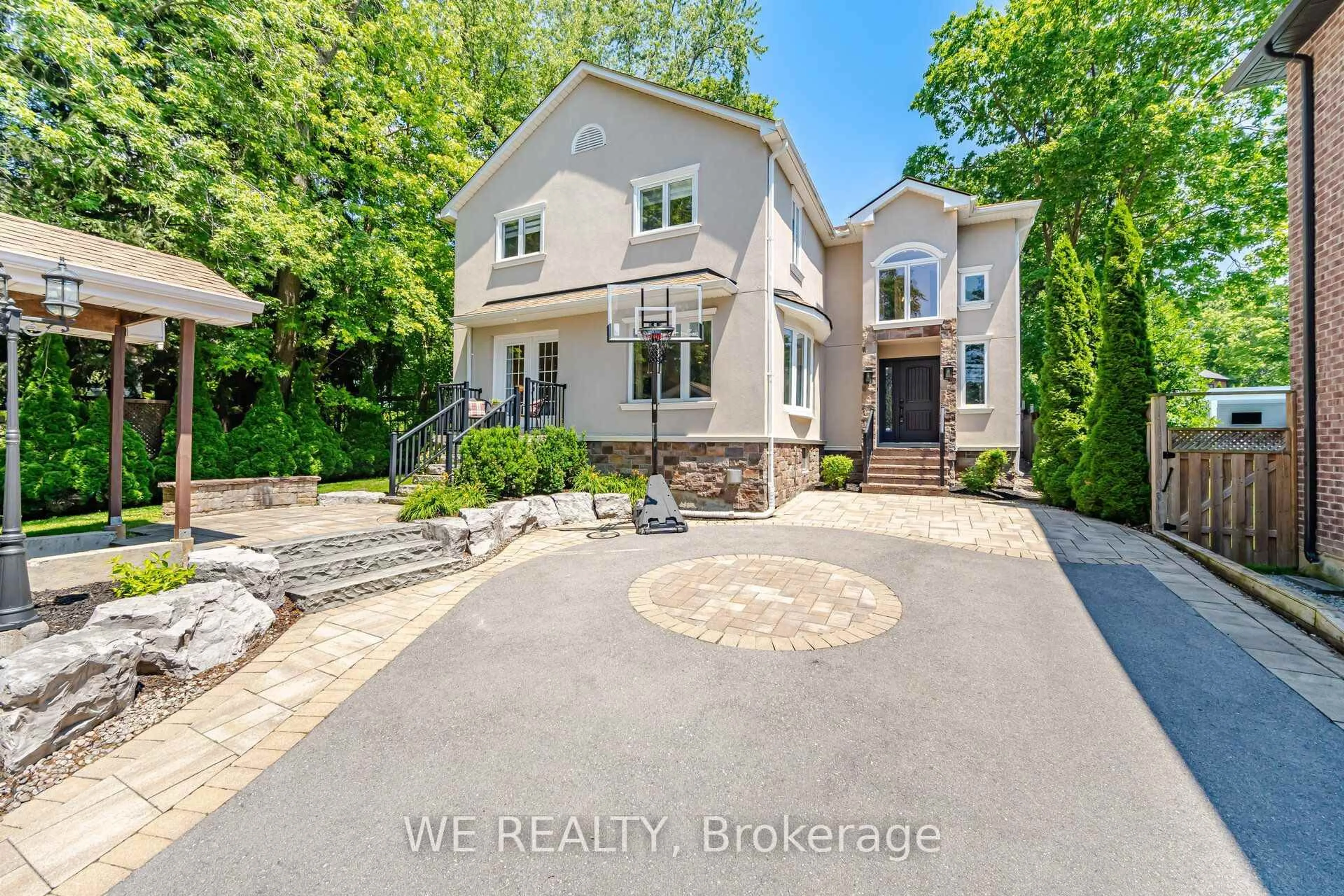 A pic from outside/outdoor area/front of a property/back of a property/a pic from drone, unknown for 1829 Appleview Rd, Pickering Ontario L1V 1T7
