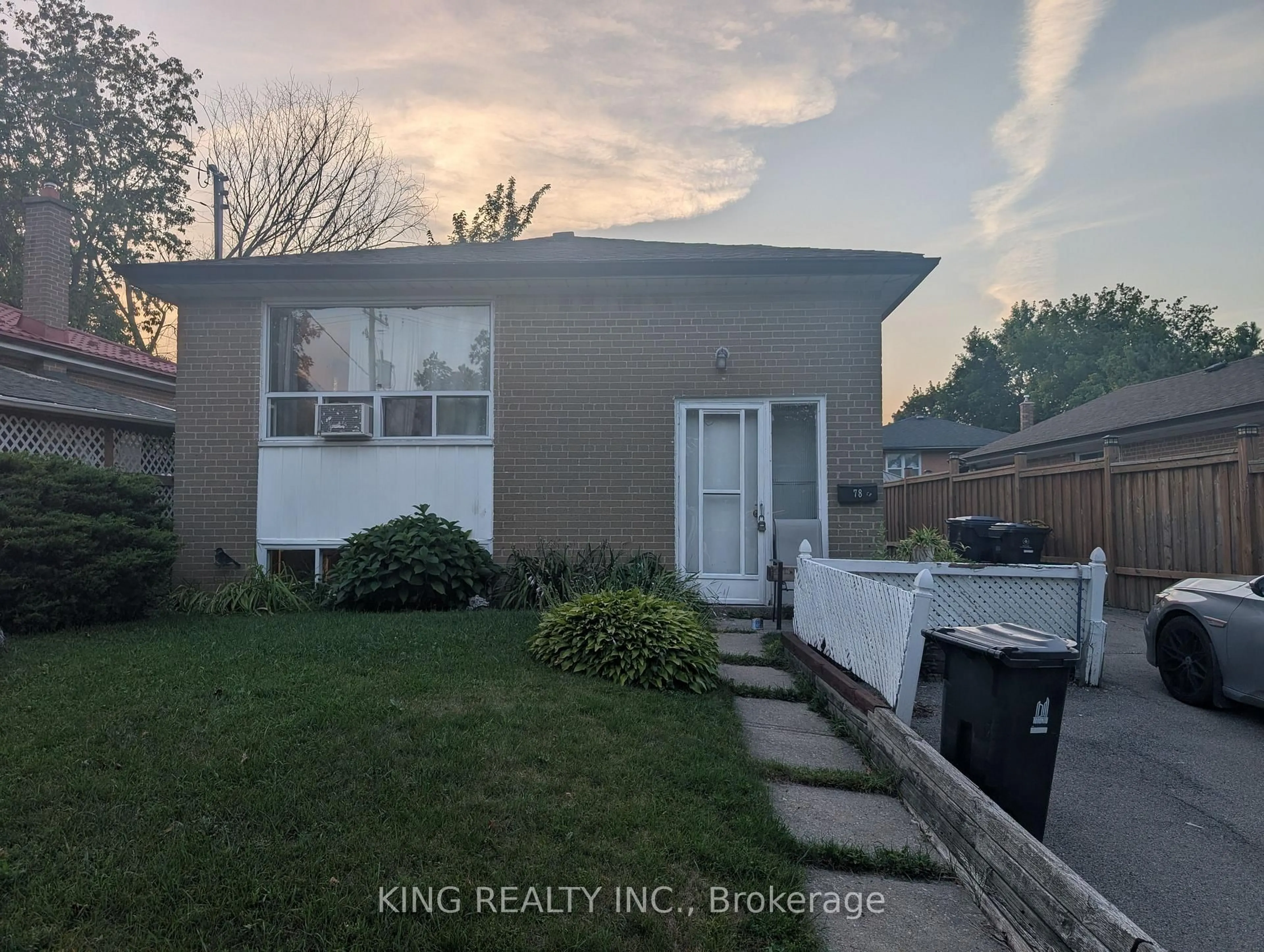 Home with vinyl exterior material, unknown for 78 Pandora Circ, Toronto Ontario M1H 1V7