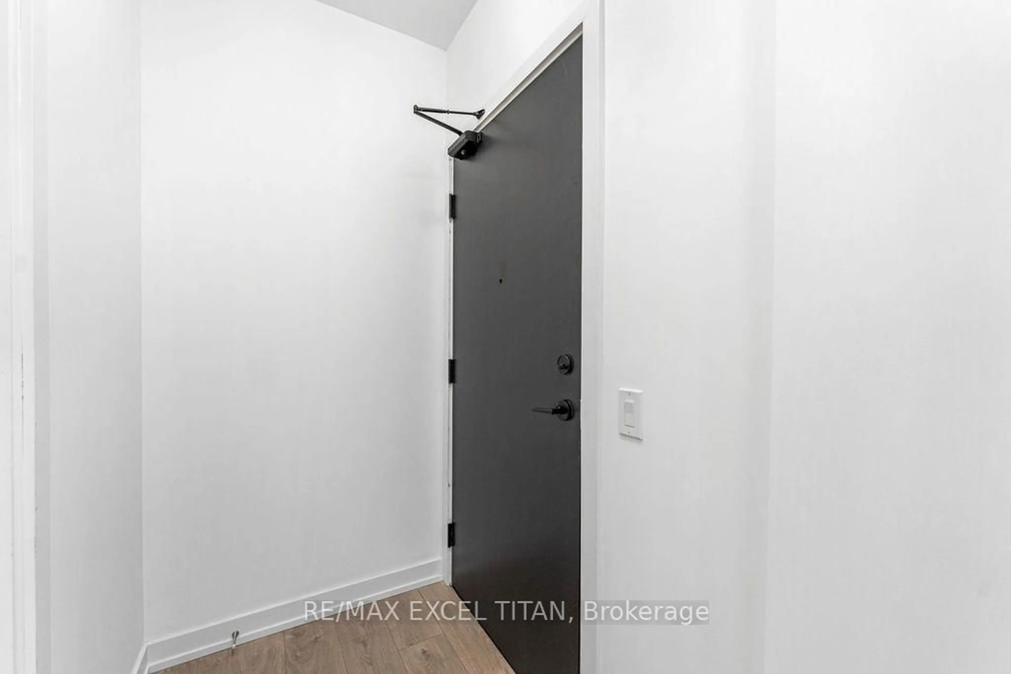Unknown for 1480 Bayly St #1707, Pickering Ontario L1W 0C2
