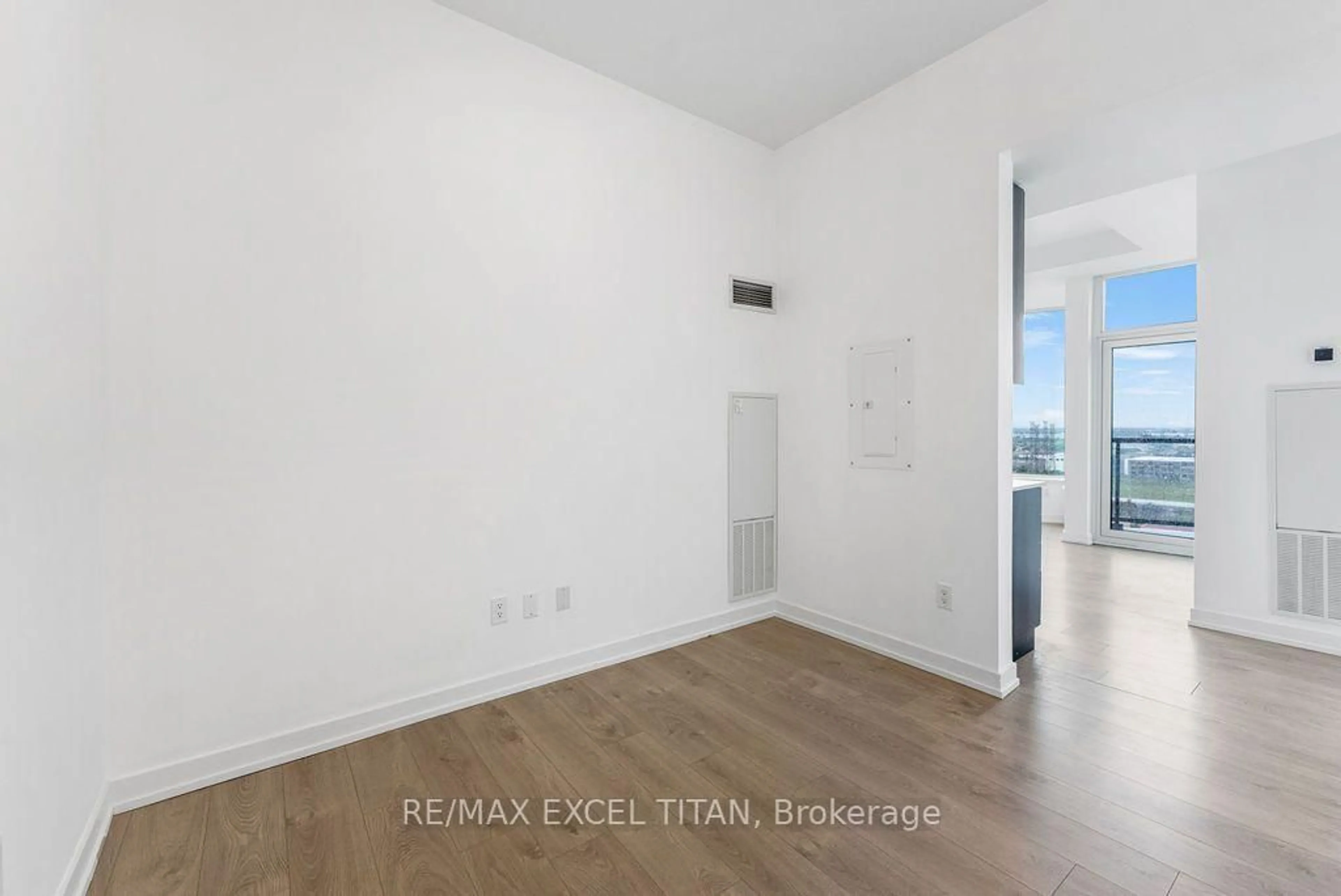 A pic of a room for 1480 Bayly St #1707, Pickering Ontario L1W 0C2